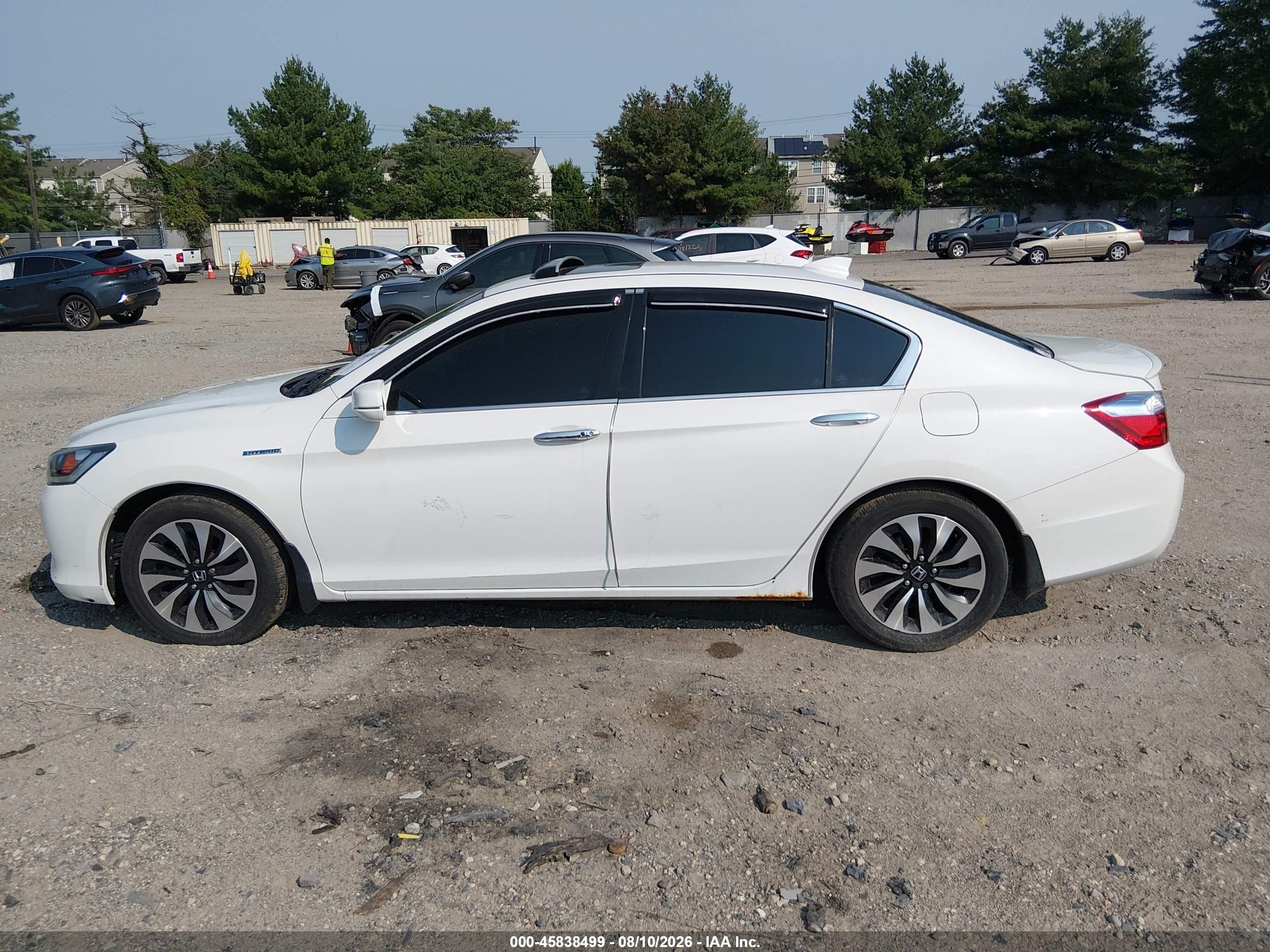 2014 Honda Accord Hybrid Ex-l White vin: 1HGCR6F55EA004539