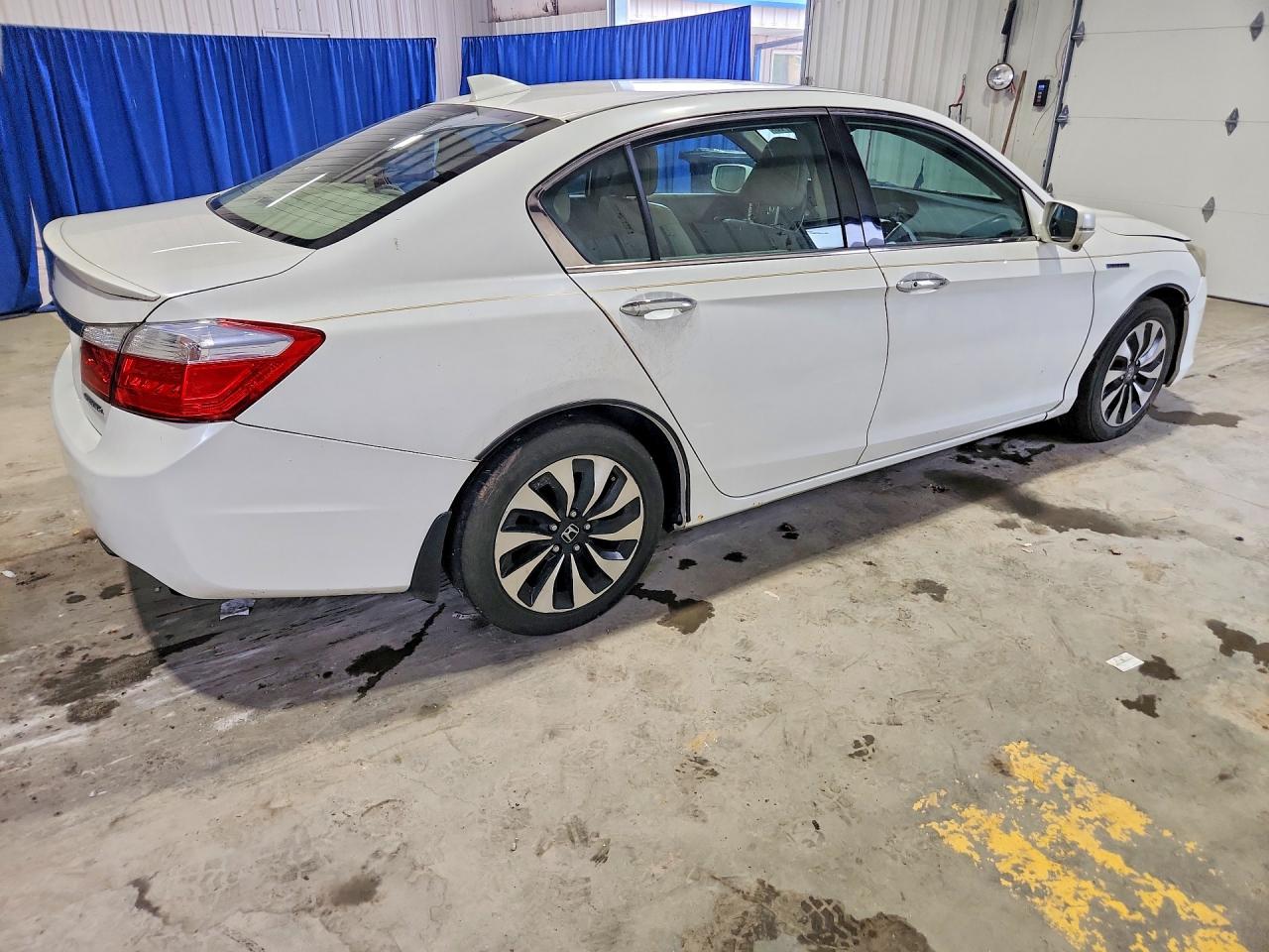 2014 Honda Accord Hybrid Exl White vin: 1HGCR6F58EA003983