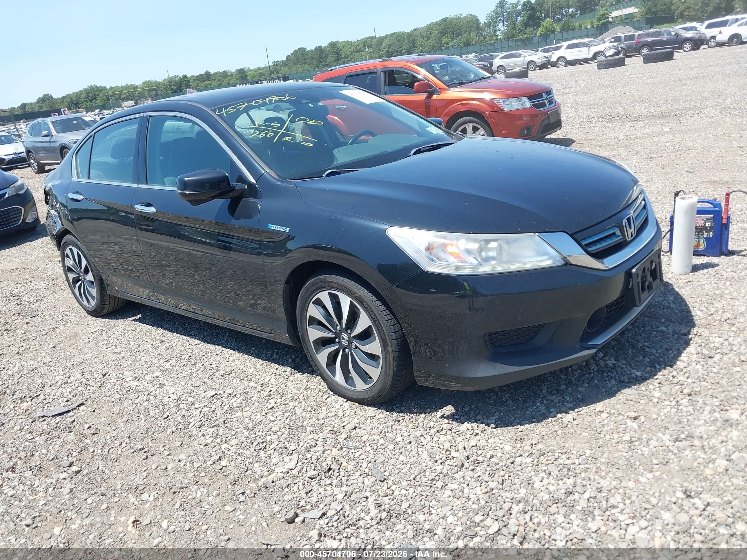 2015 Honda Accord Hybrid Touring Black vin: 1HGCR6F71FA009093