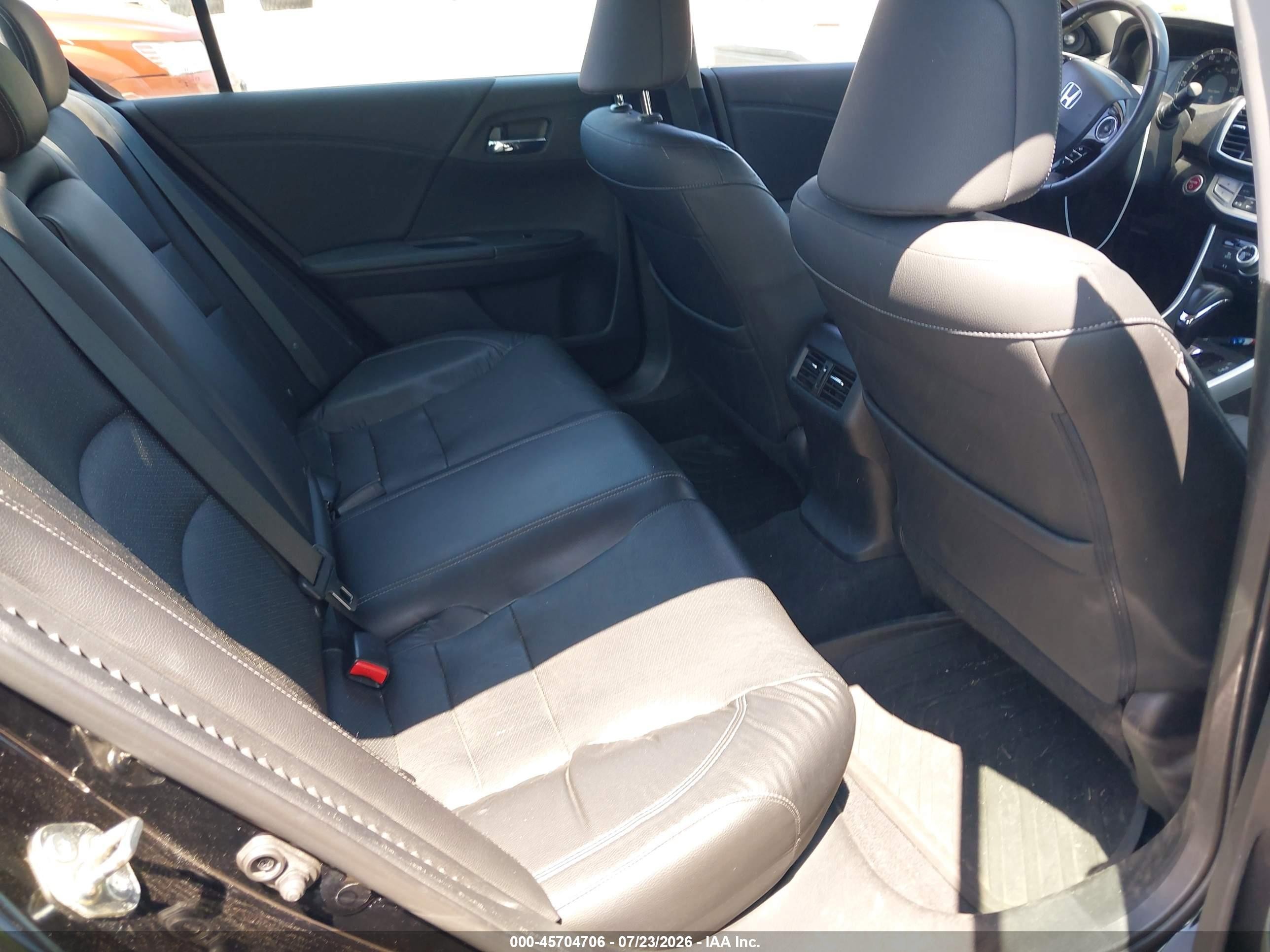 2015 Honda Accord Hybrid Touring Black vin: 1HGCR6F71FA009093