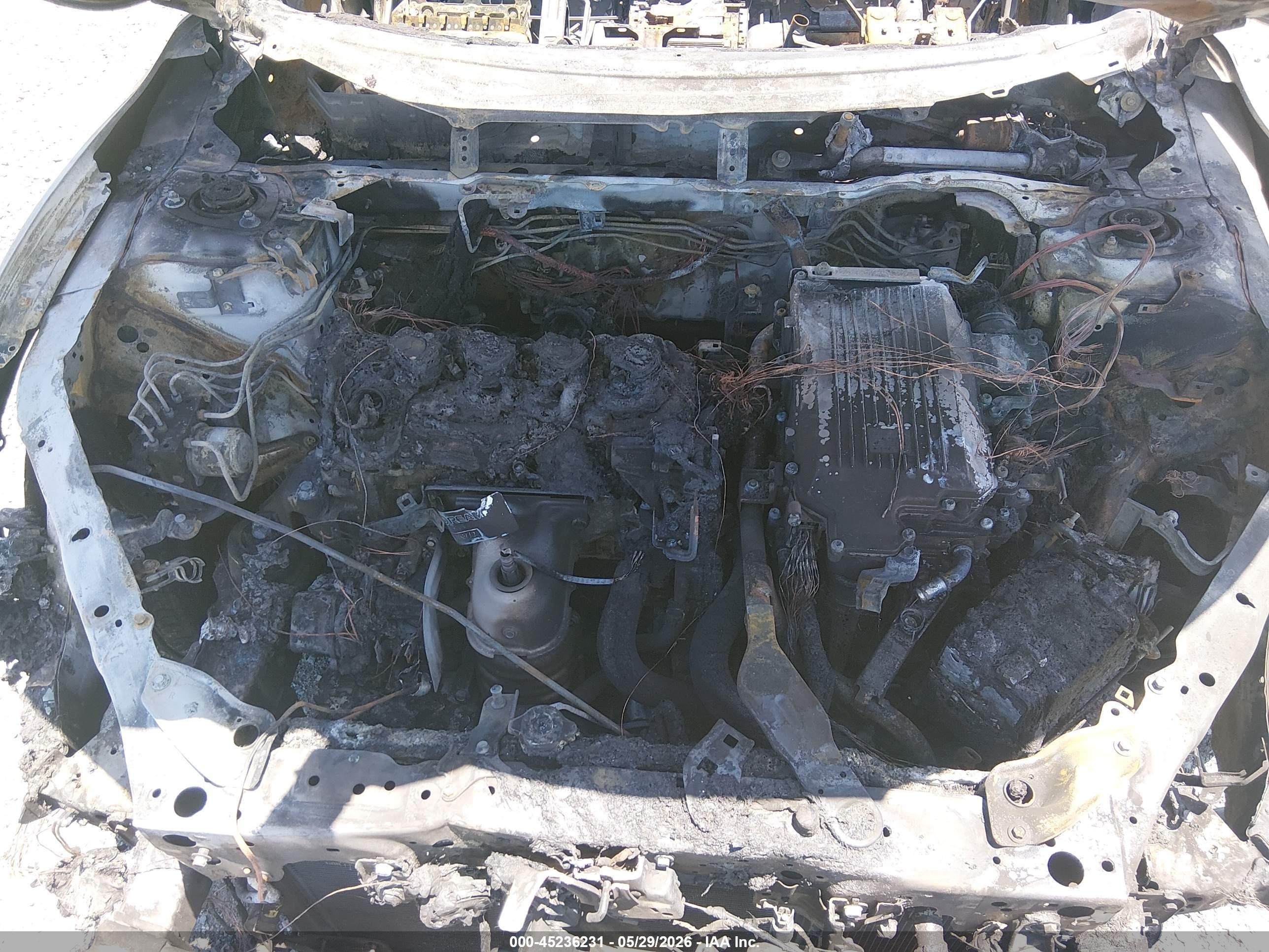 2015 Honda Accord Hybrid Touring Серебряный vin: 1HGCR6F72FA008115