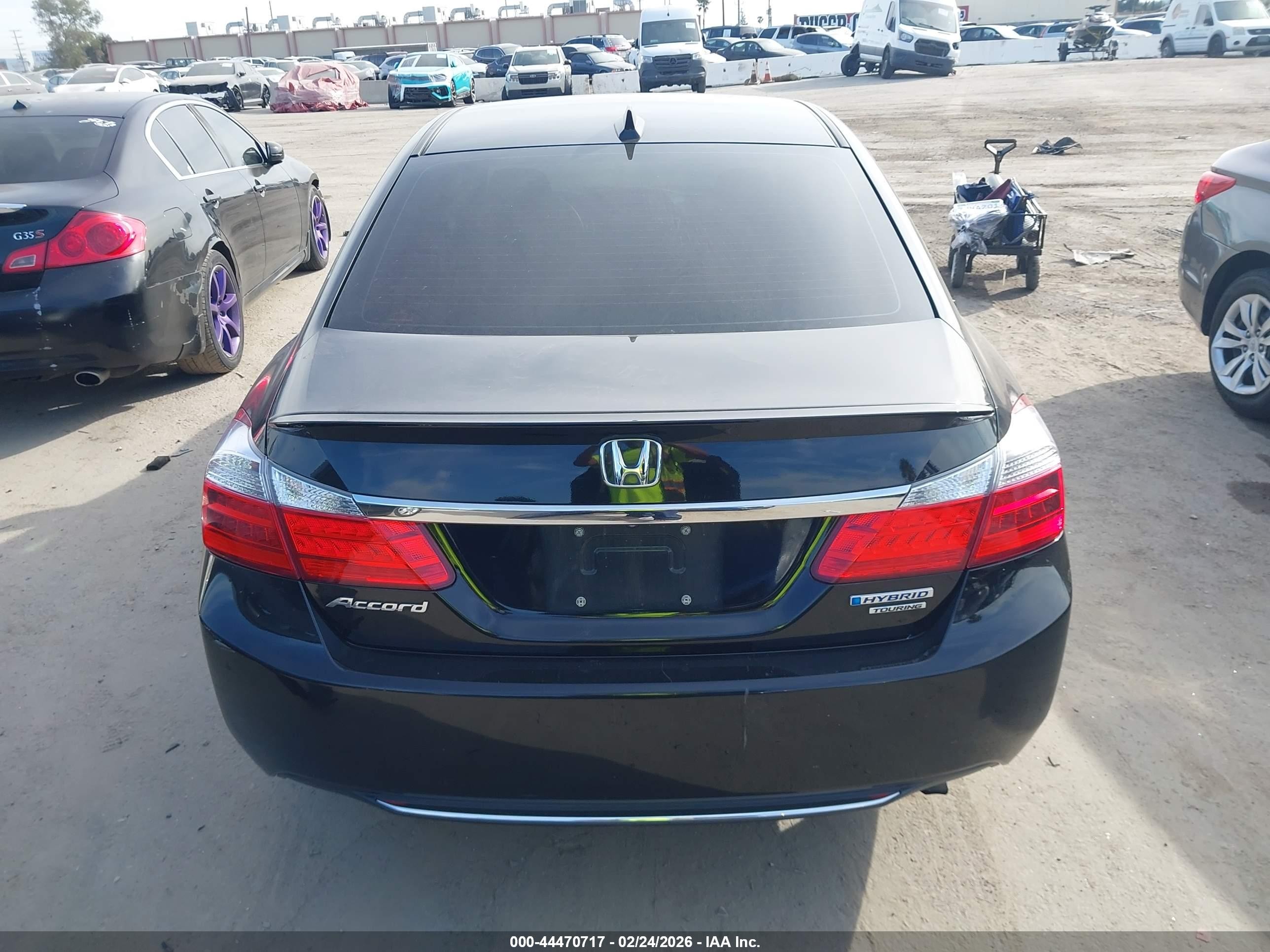2015 Honda Accord Hybrid Touring Black vin: 1HGCR6F74FA002431