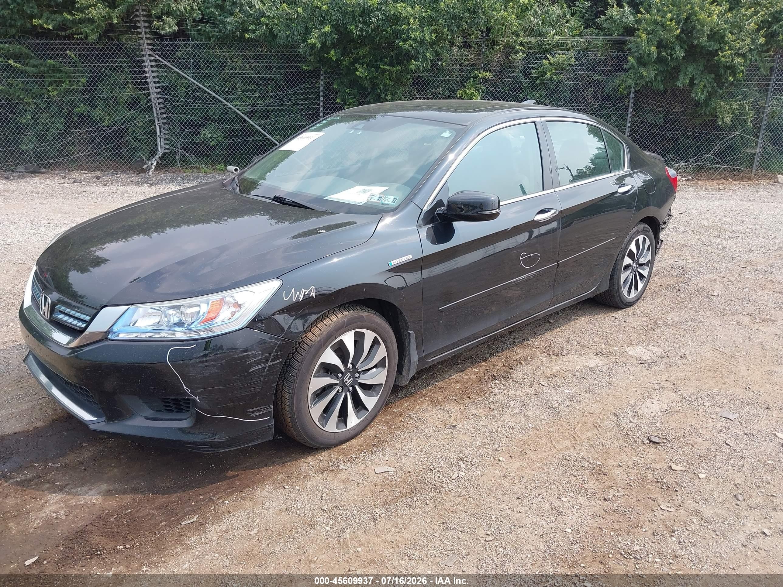 2014 Honda Accord Hybrid Touring Black vin: 1HGCR6F76EA007516