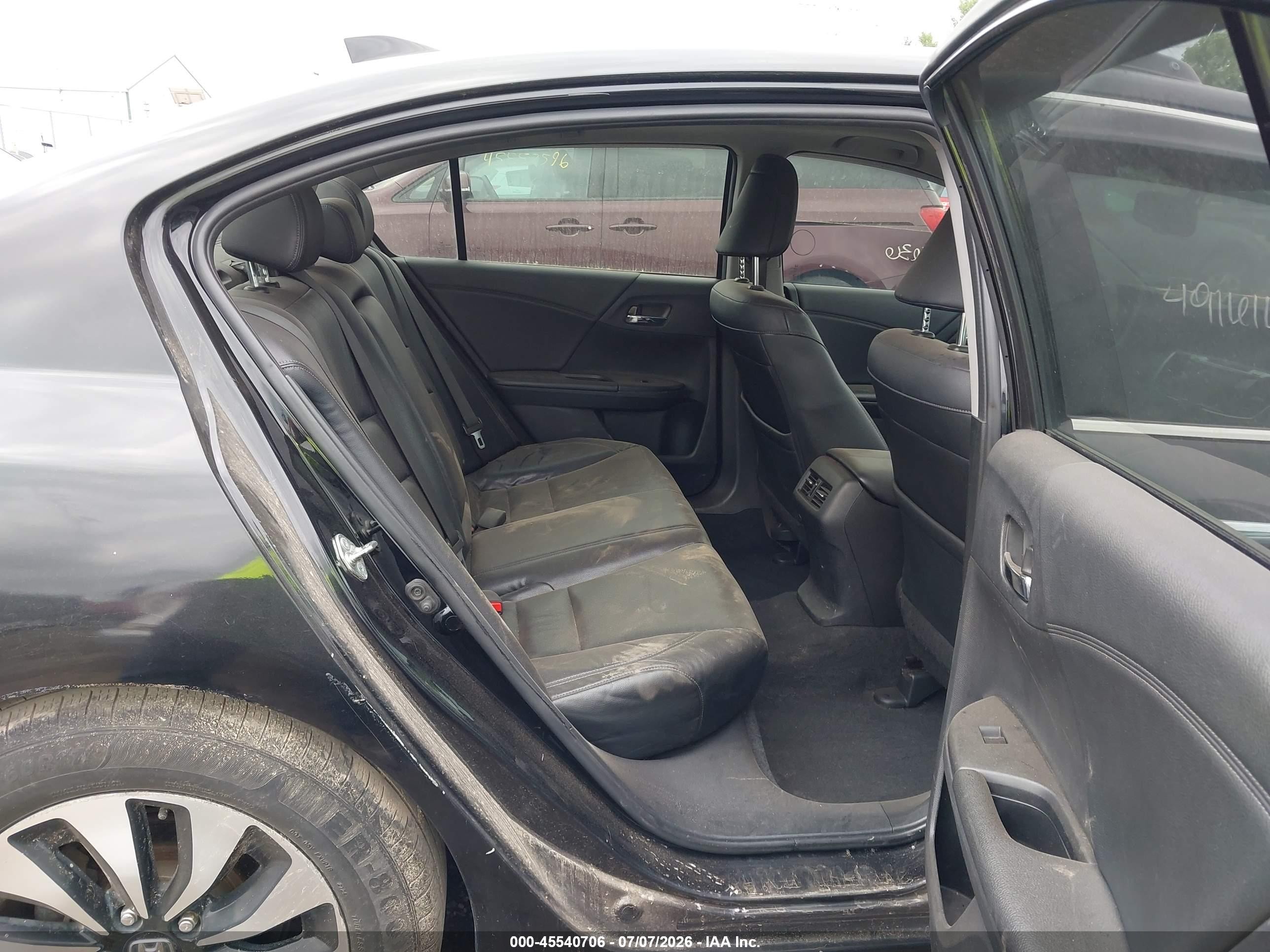 2015 Honda Accord Hybrid Touring Black vin: 1HGCR6F76FA006366