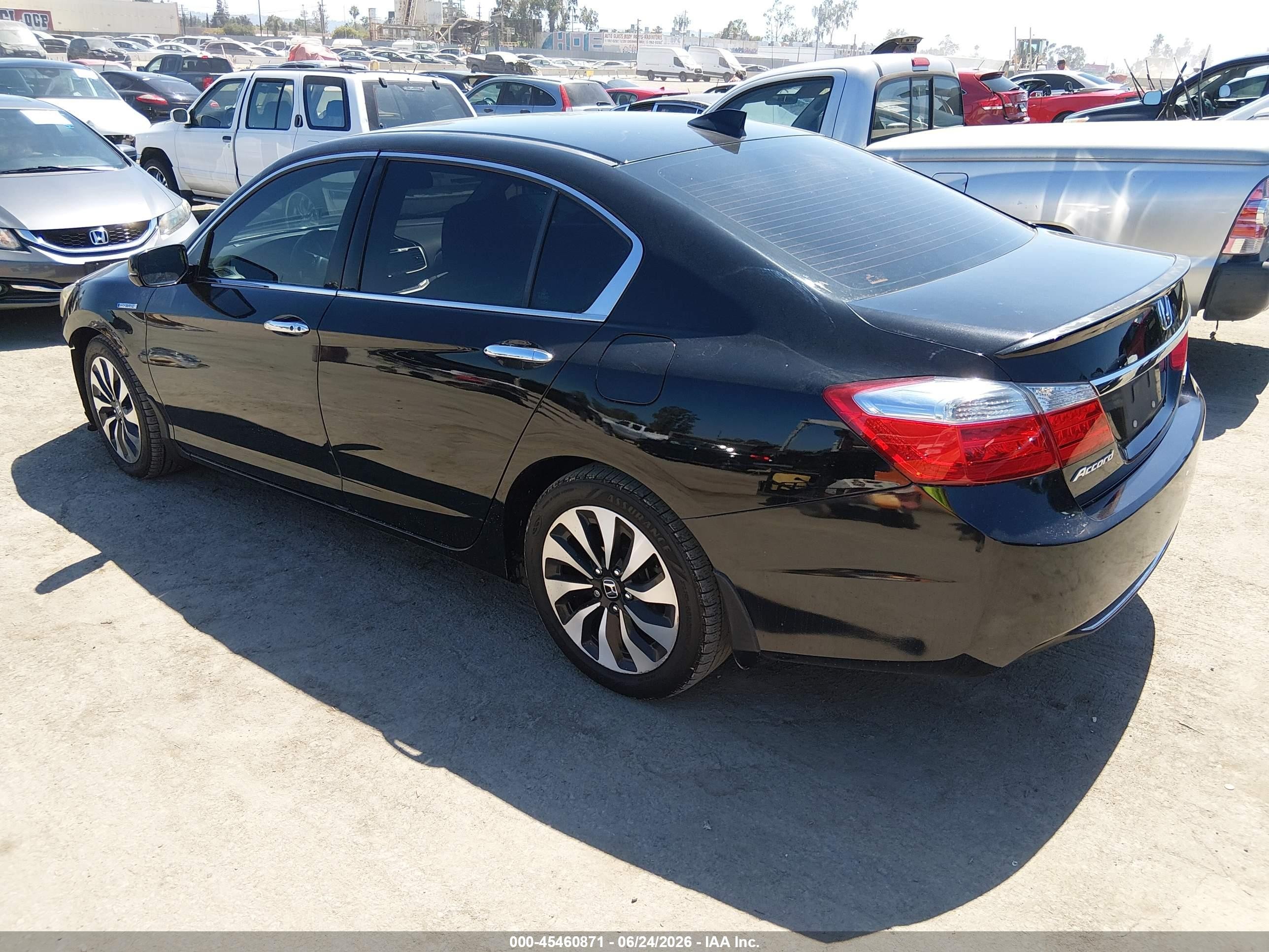 2015 Honda Accord Hybrid Touring Black vin: 1HGCR6F76FA009395