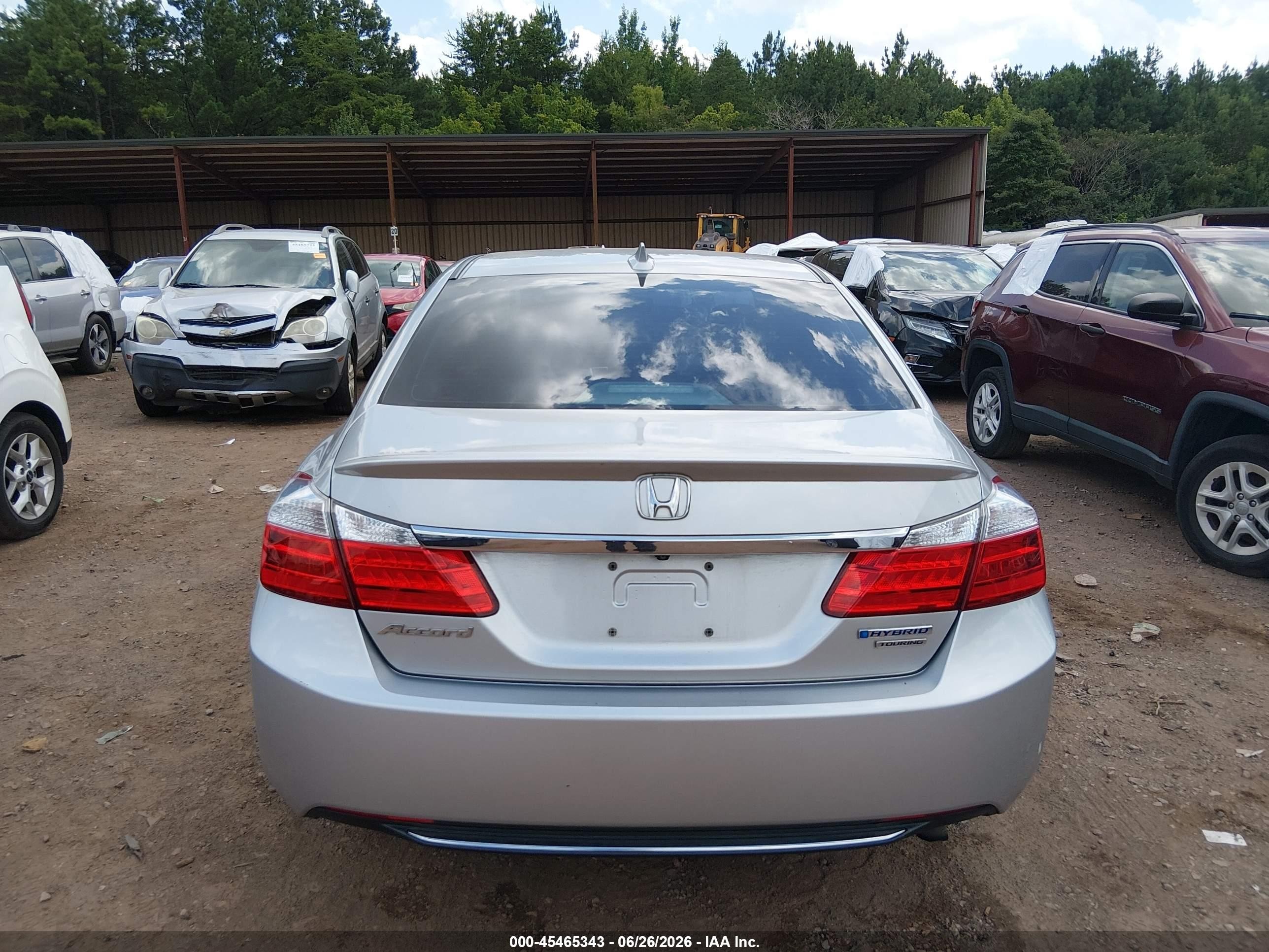 2015 Honda Accord Hybrid Touring Silver vin: 1HGCR6F78FA010841