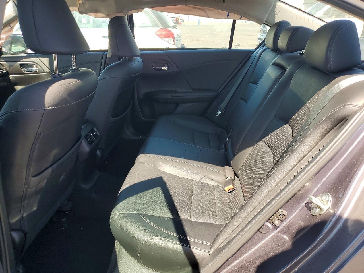 2015 Honda Accord Touring Hybrid Gray vin: 1HGCR6F78FA014467