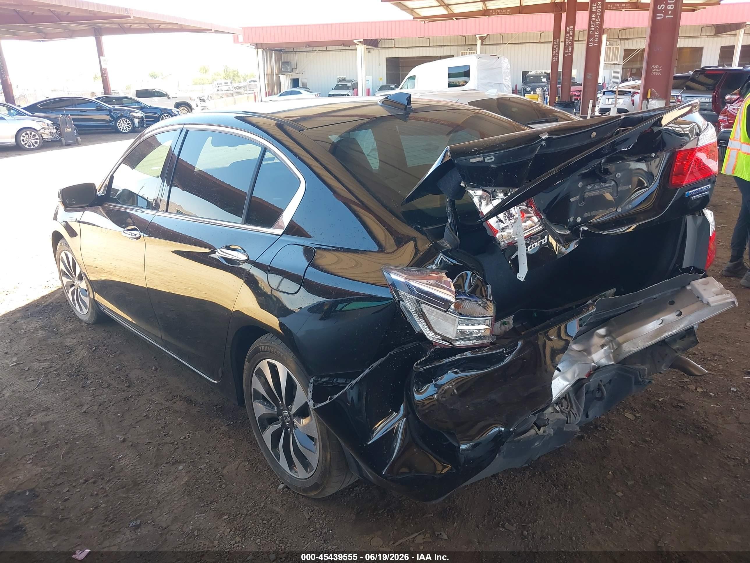 2015 Honda Accord Hybrid Touring Black vin: 1HGCR6F7XFA006337