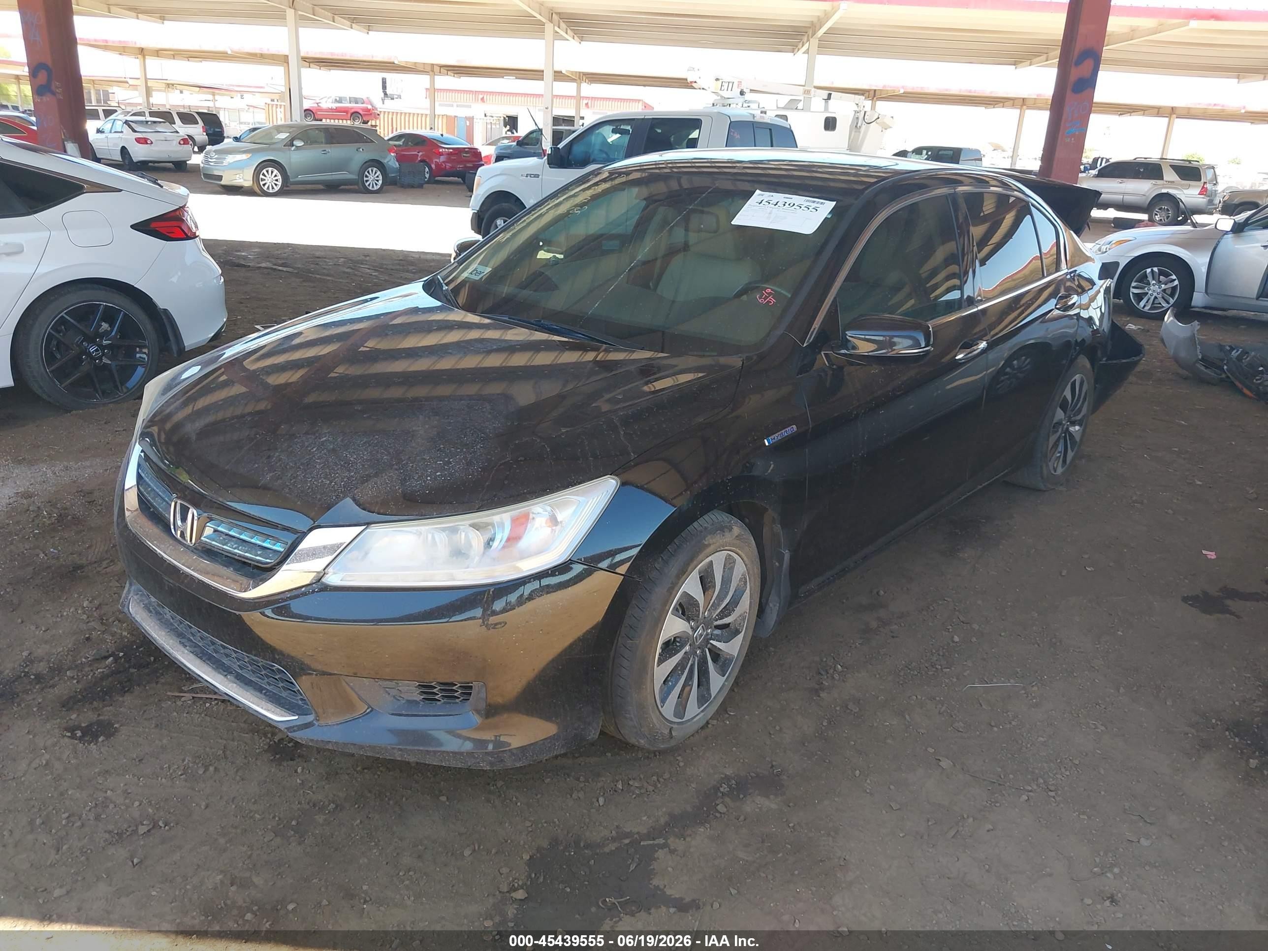 2015 Honda Accord Hybrid Touring Black vin: 1HGCR6F7XFA006337