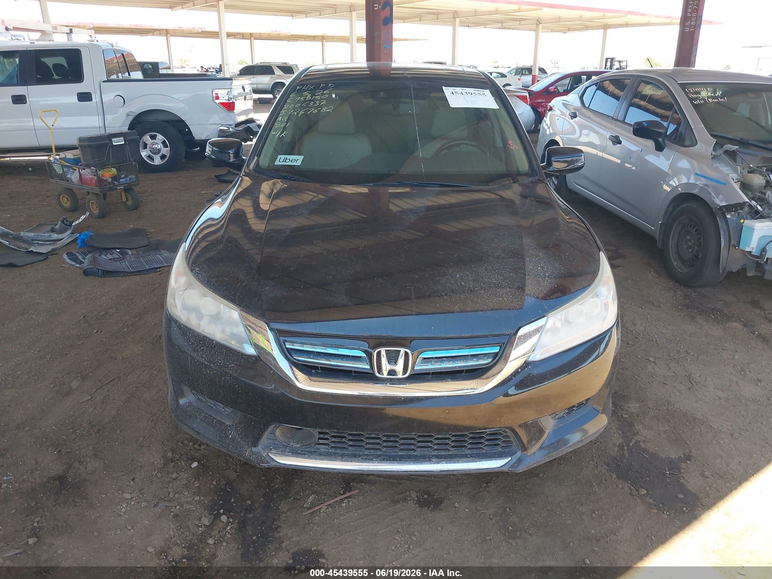 2015 Honda Accord Hybrid Touring Black vin: 1HGCR6F7XFA006337