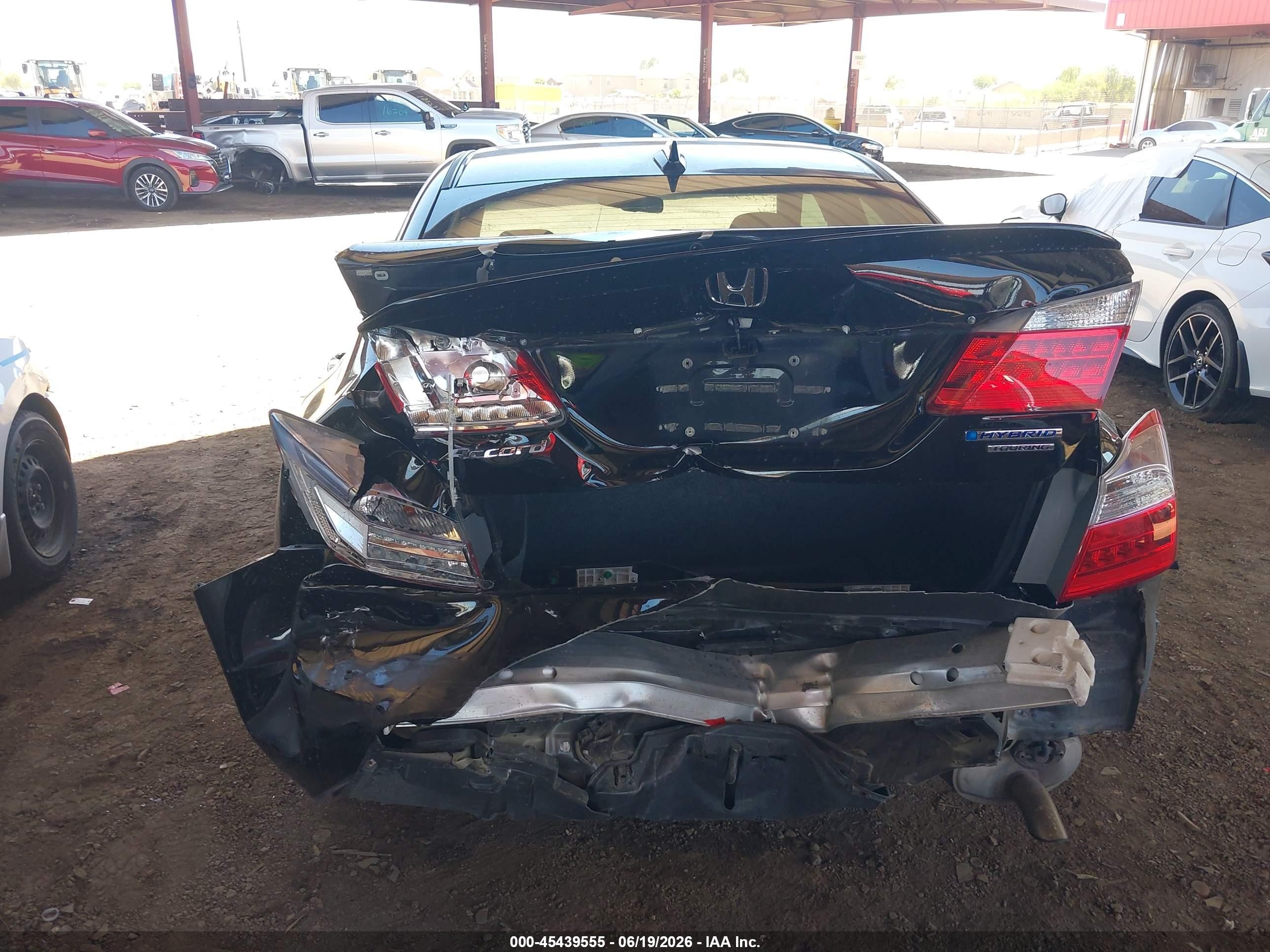 2015 Honda Accord Hybrid Touring Black vin: 1HGCR6F7XFA006337