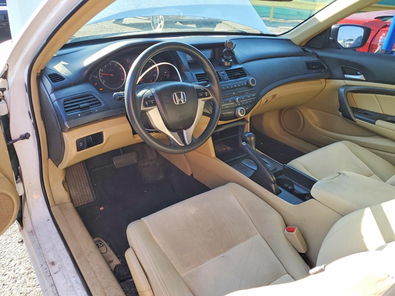 2009 Honda Accord Lx White vin: 1HGCS12319A018973