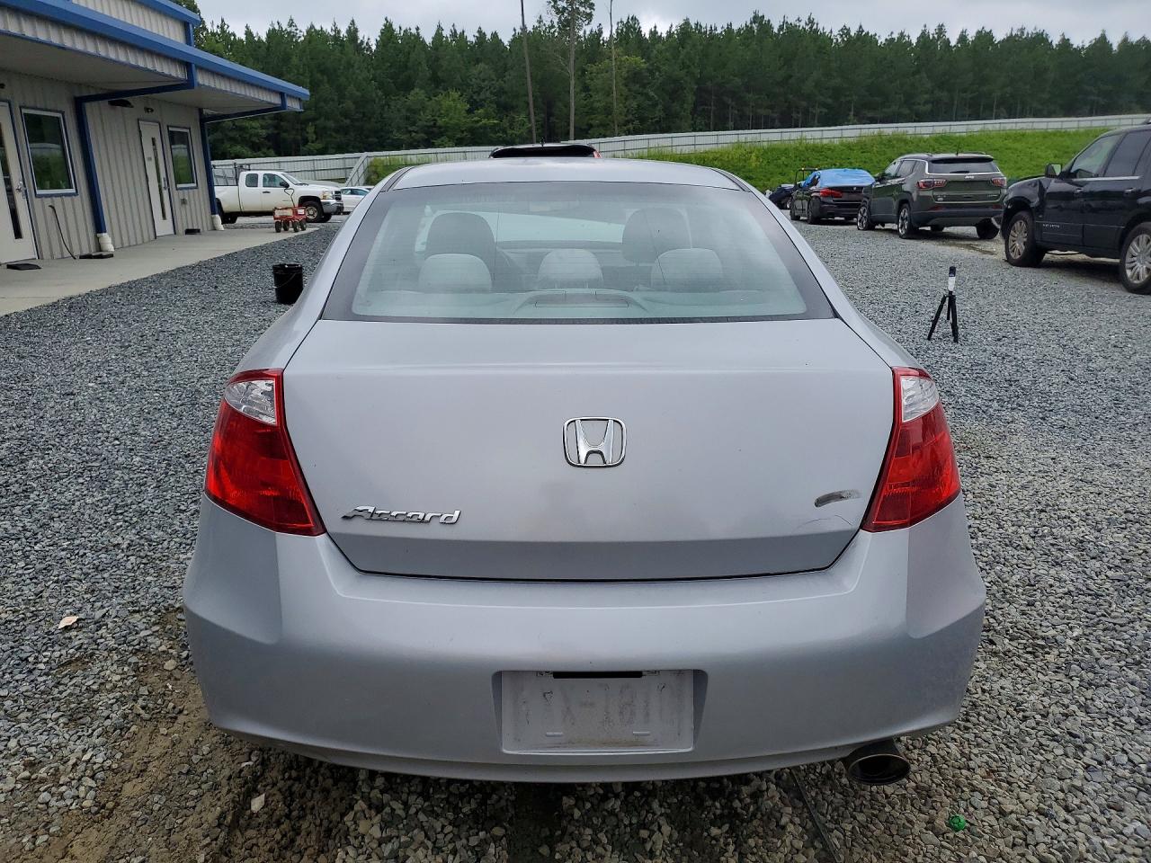 2009 Honda Accord Lx Silver vin: 1HGCS12319A022232