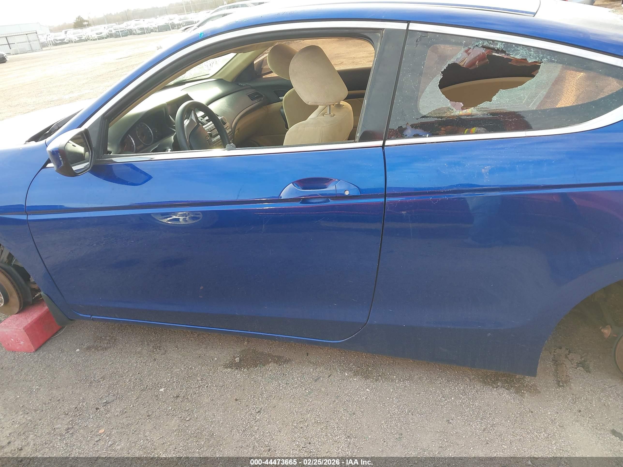 2009 Honda Accord 2.4 Lx-s Синий vin: 1HGCS12349A017509