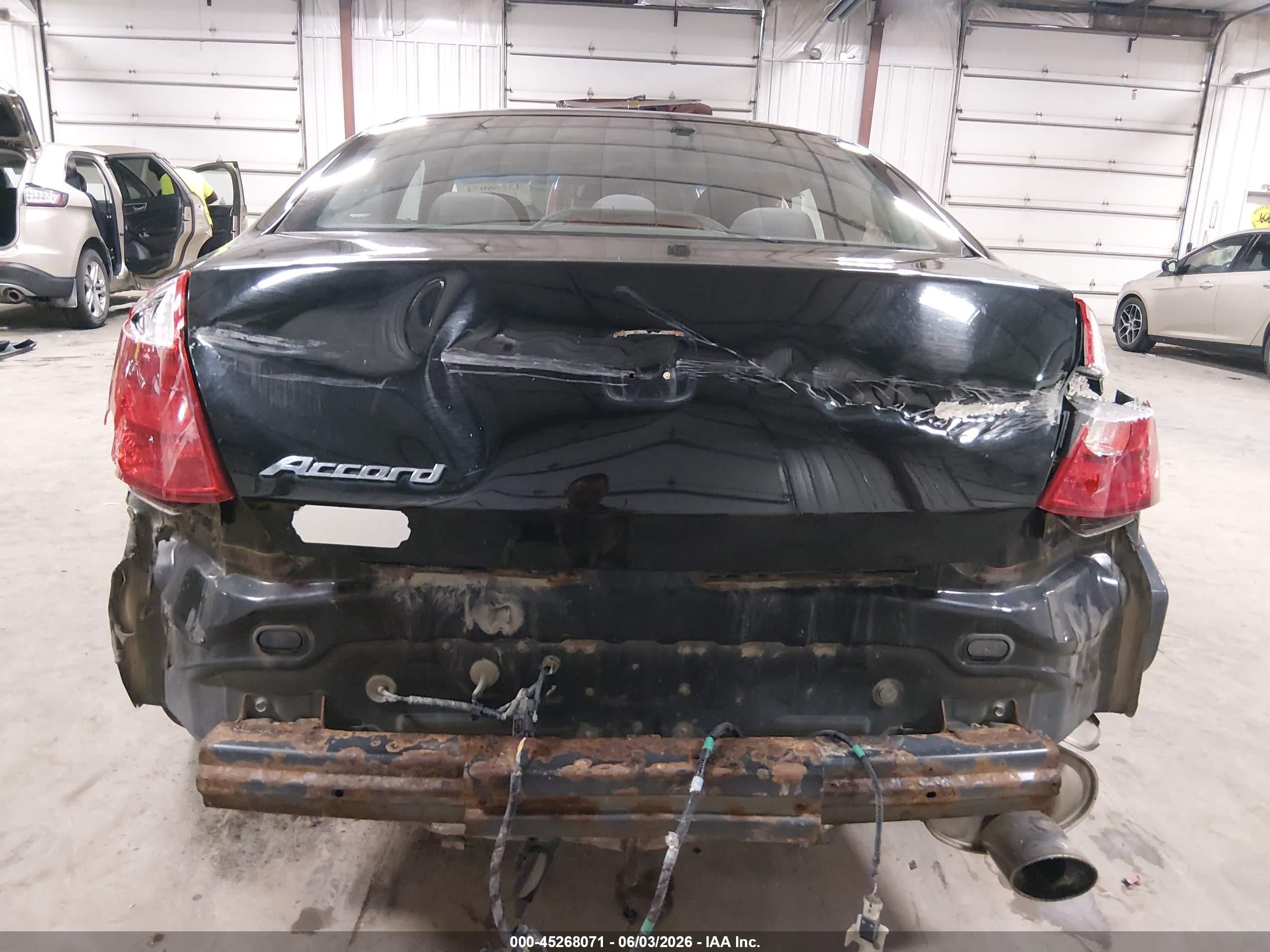 2009 Honda Accord 2.4 Lx-s Black vin: 1HGCS12349A026324