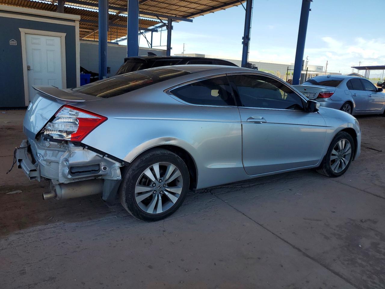 2009 Honda Accord Lx Silver vin: 1HGCS12399A016131