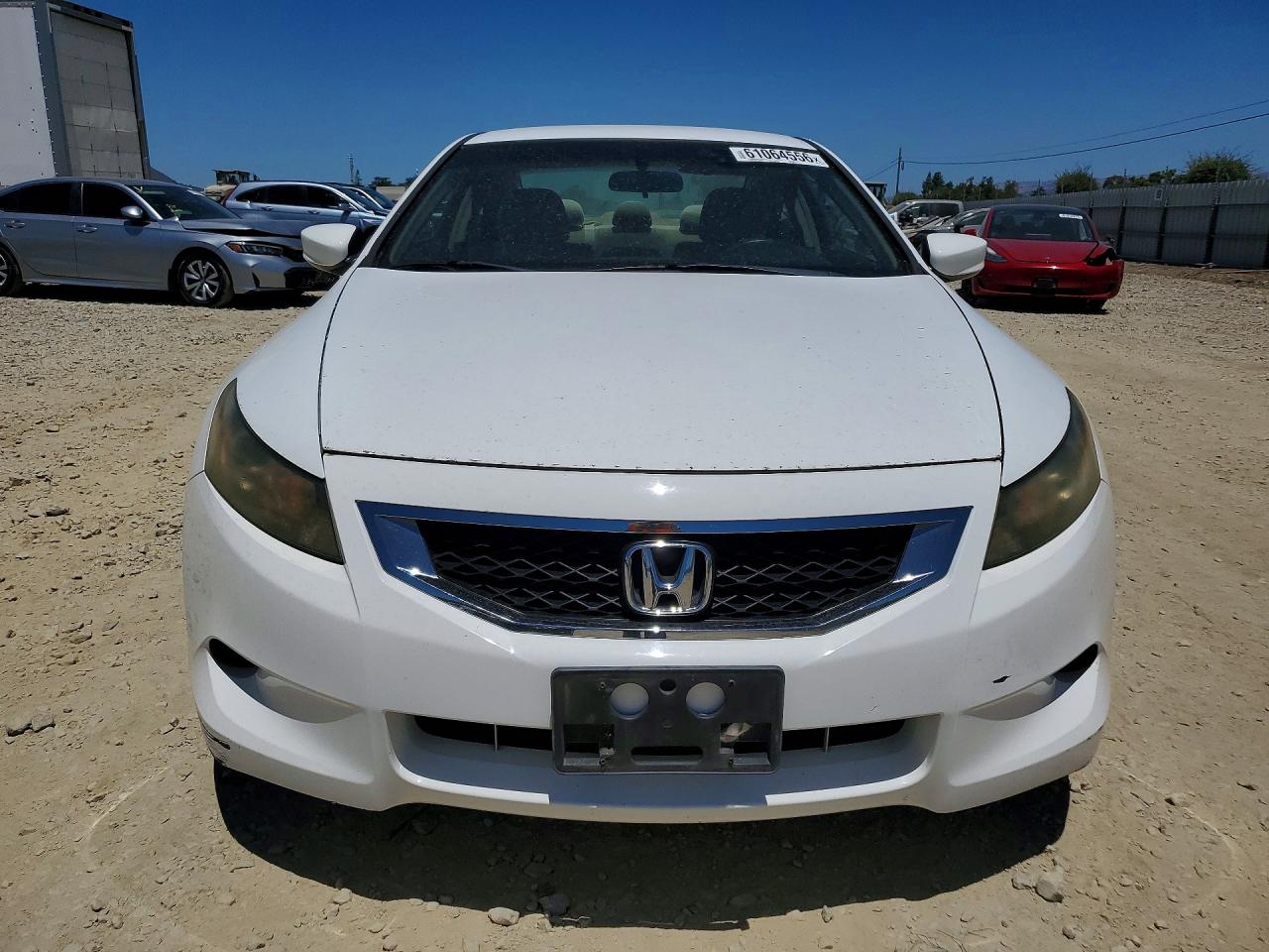 2009 Honda Accord Lx White vin: 1HGCS12399A019658