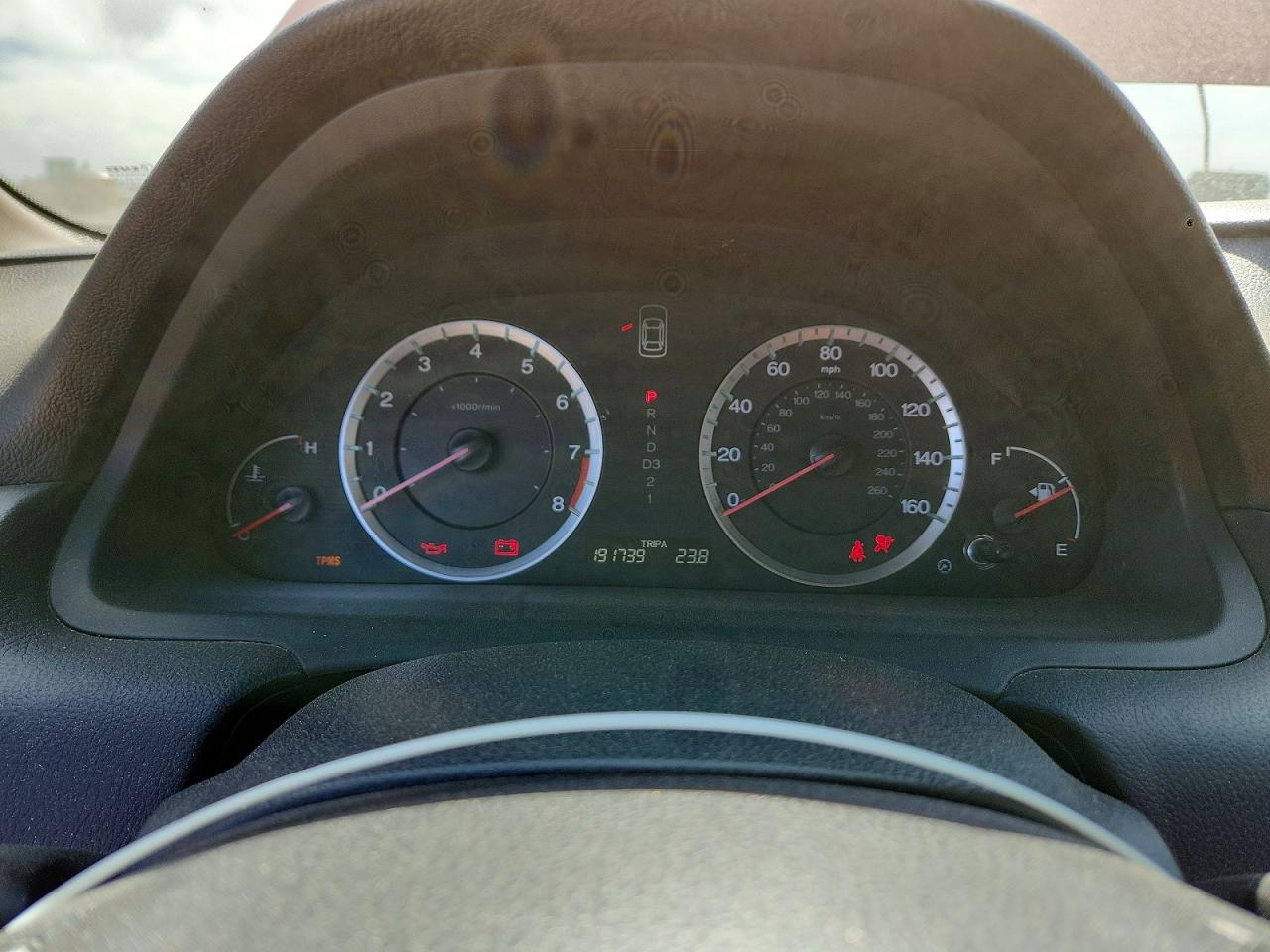 2009 Honda Accord Lx Red vin: 1HGCS123X9A005526