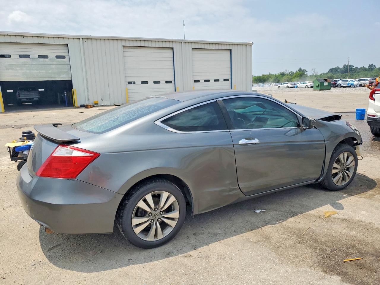 2009 Honda Accord Lx Gray vin: 1HGCS123X9A010581