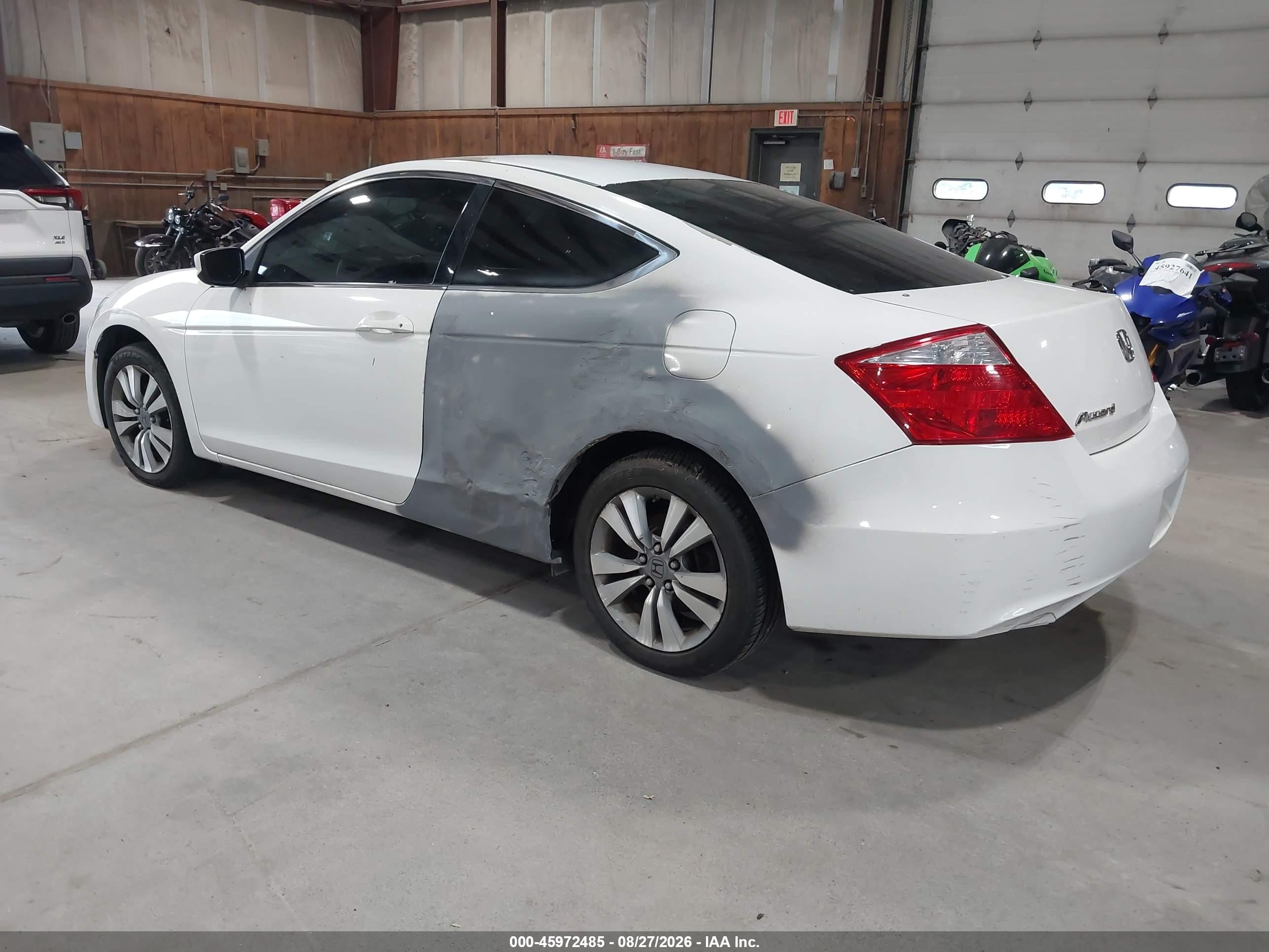 2009 Honda Accord 2.4 Ex Белый vin: 1HGCS12709A016389