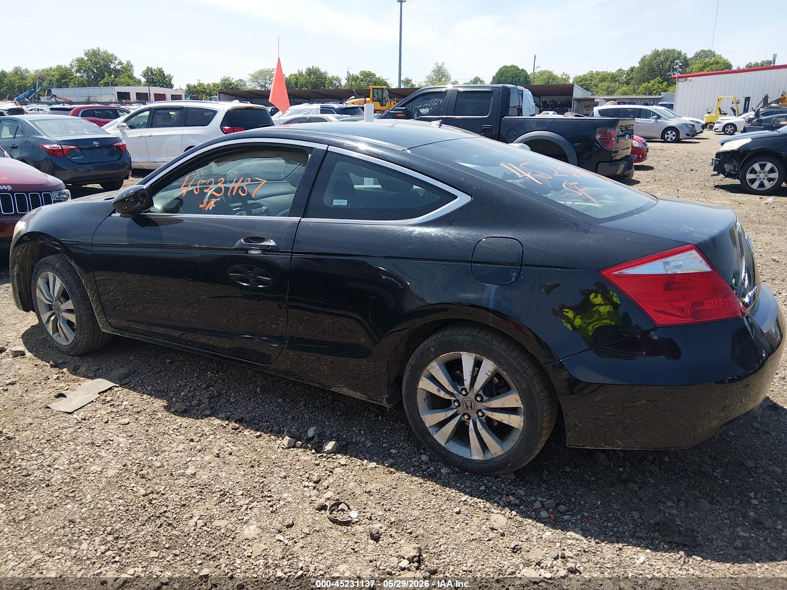 2009 Honda Accord 2.4 Ex Black vin: 1HGCS12709A022791