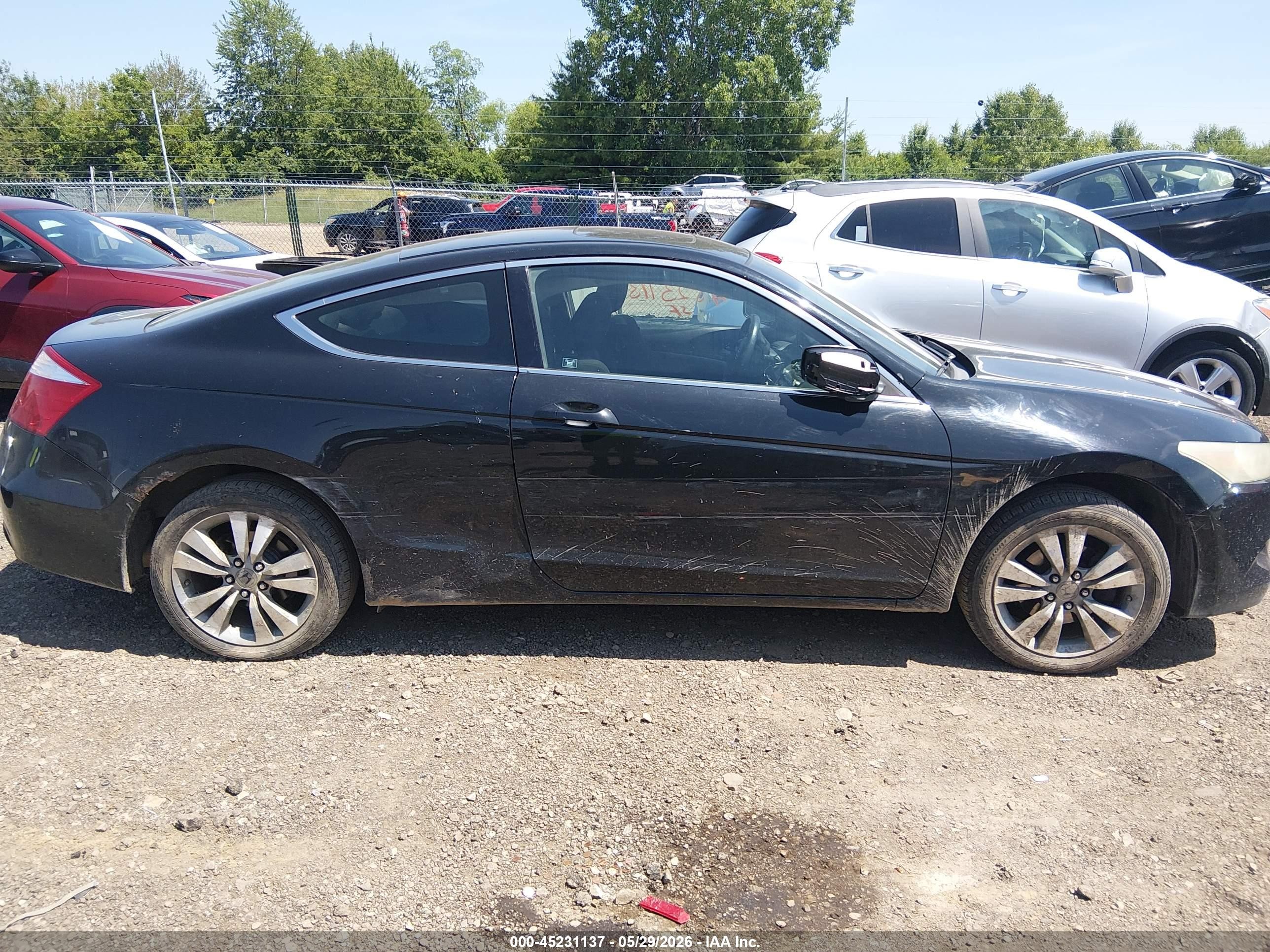 2009 Honda Accord 2.4 Ex Black vin: 1HGCS12709A022791