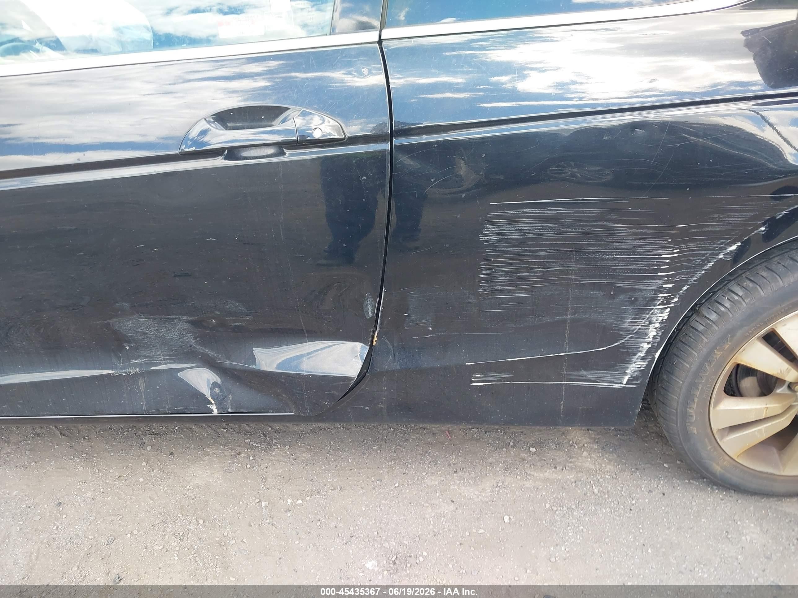 2009 Honda Accord Ex Black vin: 1HGCS12719A007085