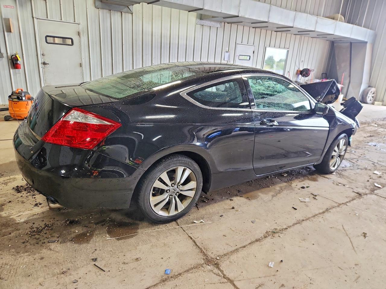 2009 Honda Accord Ex Black vin: 1HGCS12779A023212