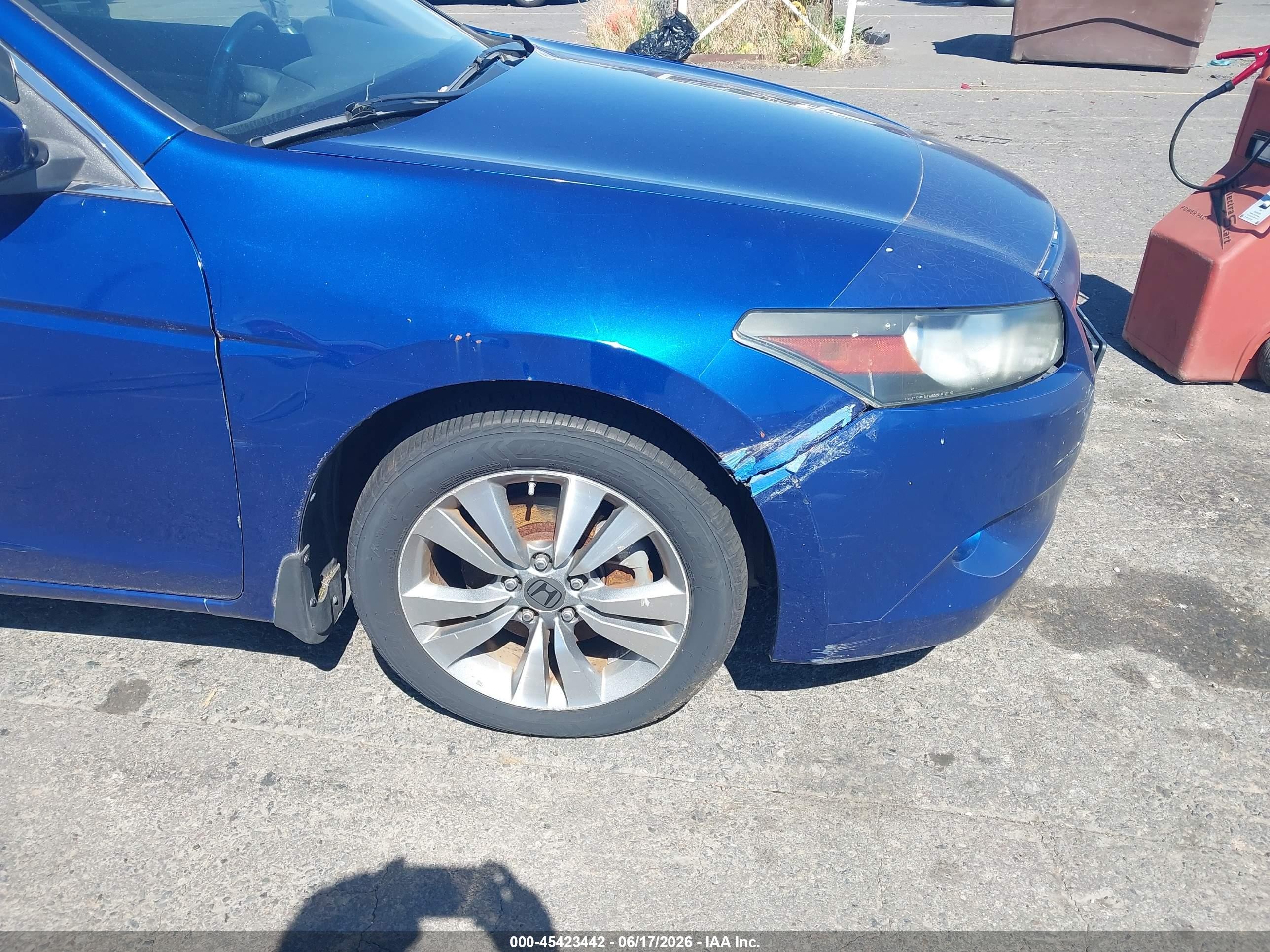 2009 Honda Accord 2.4 Ex Blue vin: 1HGCS12789A004796