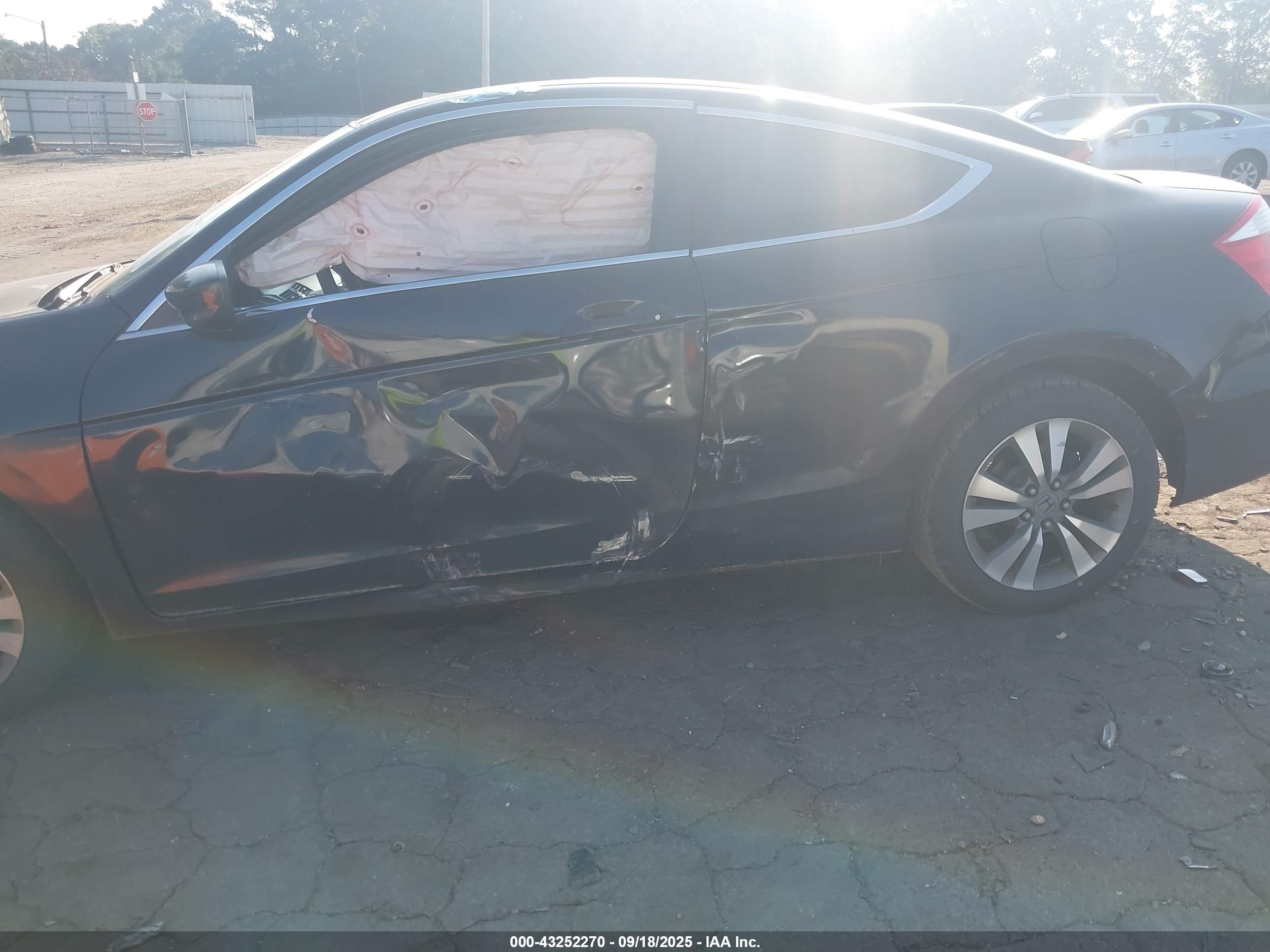 2008 Honda Accord 2.4 Ex Black vin: 1HGCS12798A014445