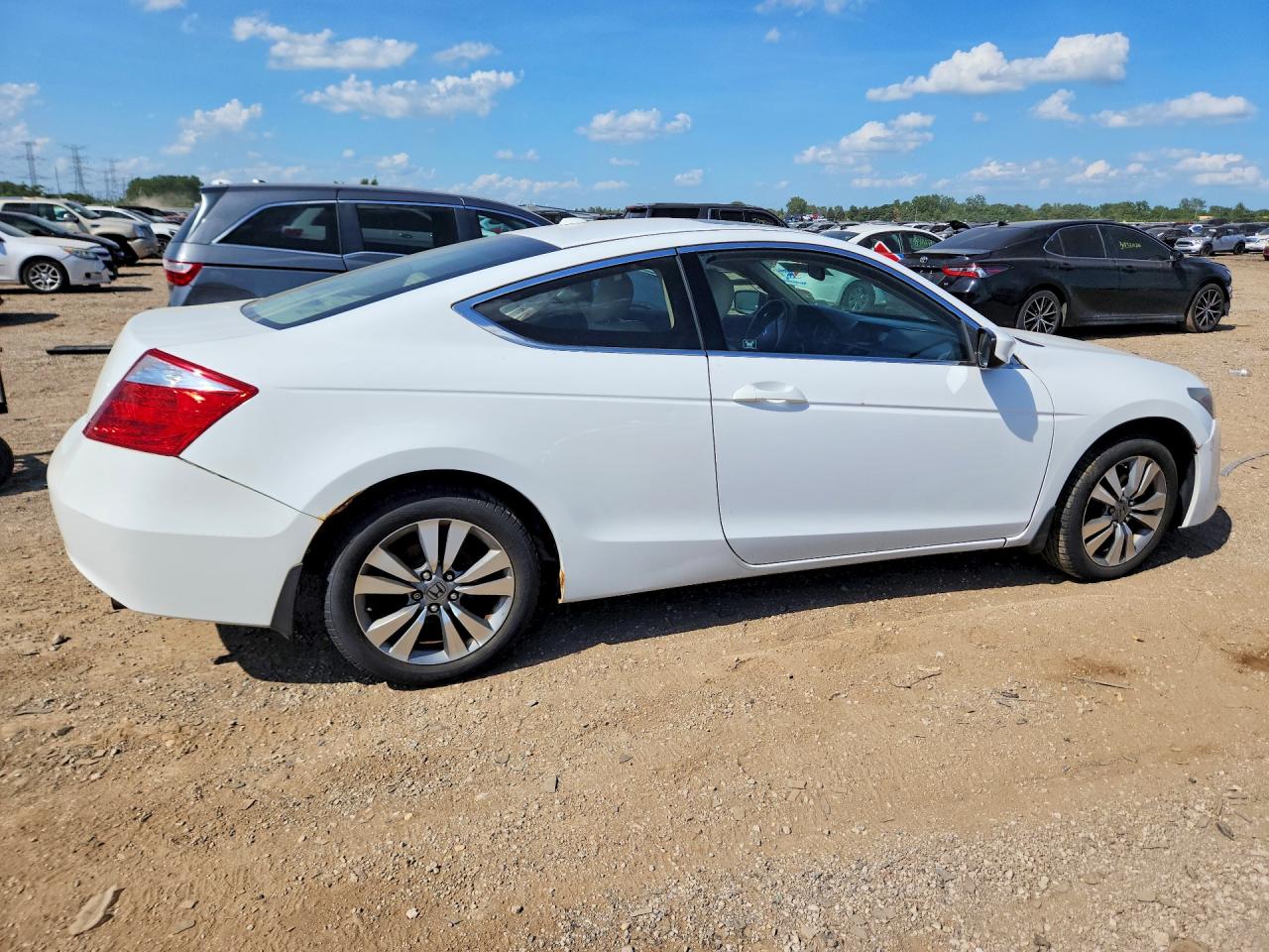 2009 Honda Accord Exl White vin: 1HGCS12819A012778