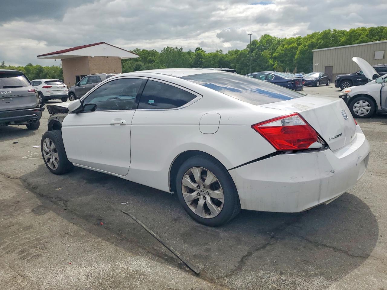 2009 Honda Accord Exl White vin: 1HGCS12819A024333