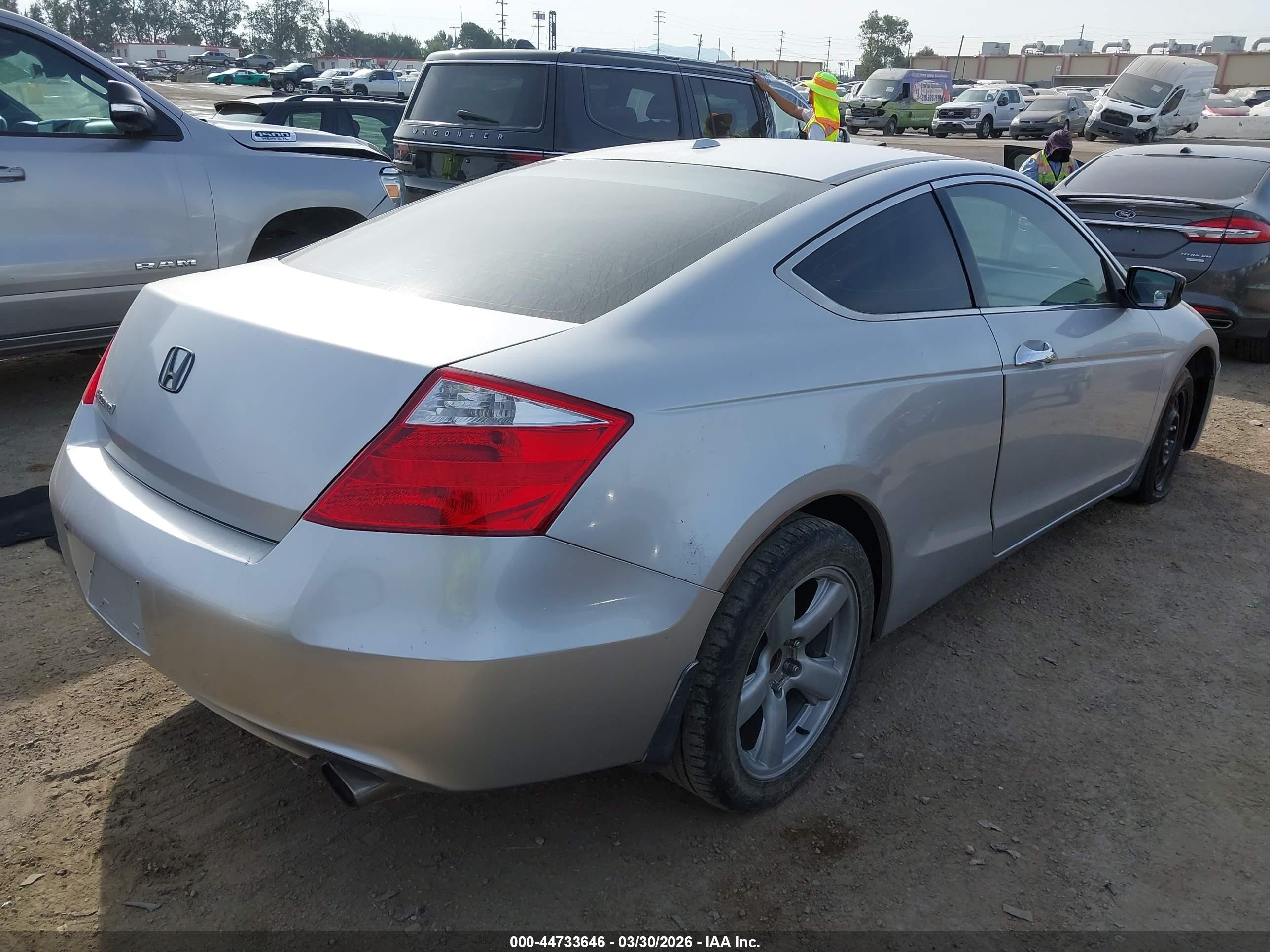 2009 Honda Accord 2.4 Ex-l Silver vin: 1HGCS12849A004982