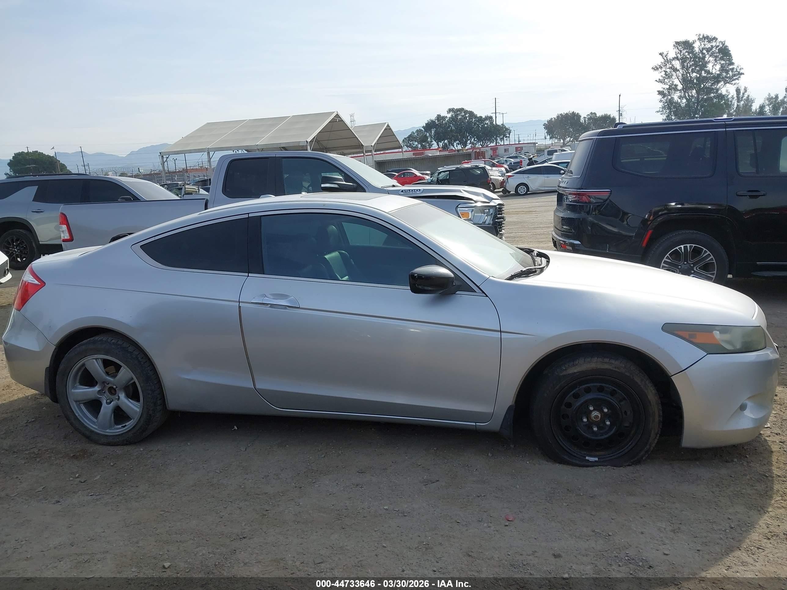 2009 Honda Accord 2.4 Ex-l Silver vin: 1HGCS12849A004982