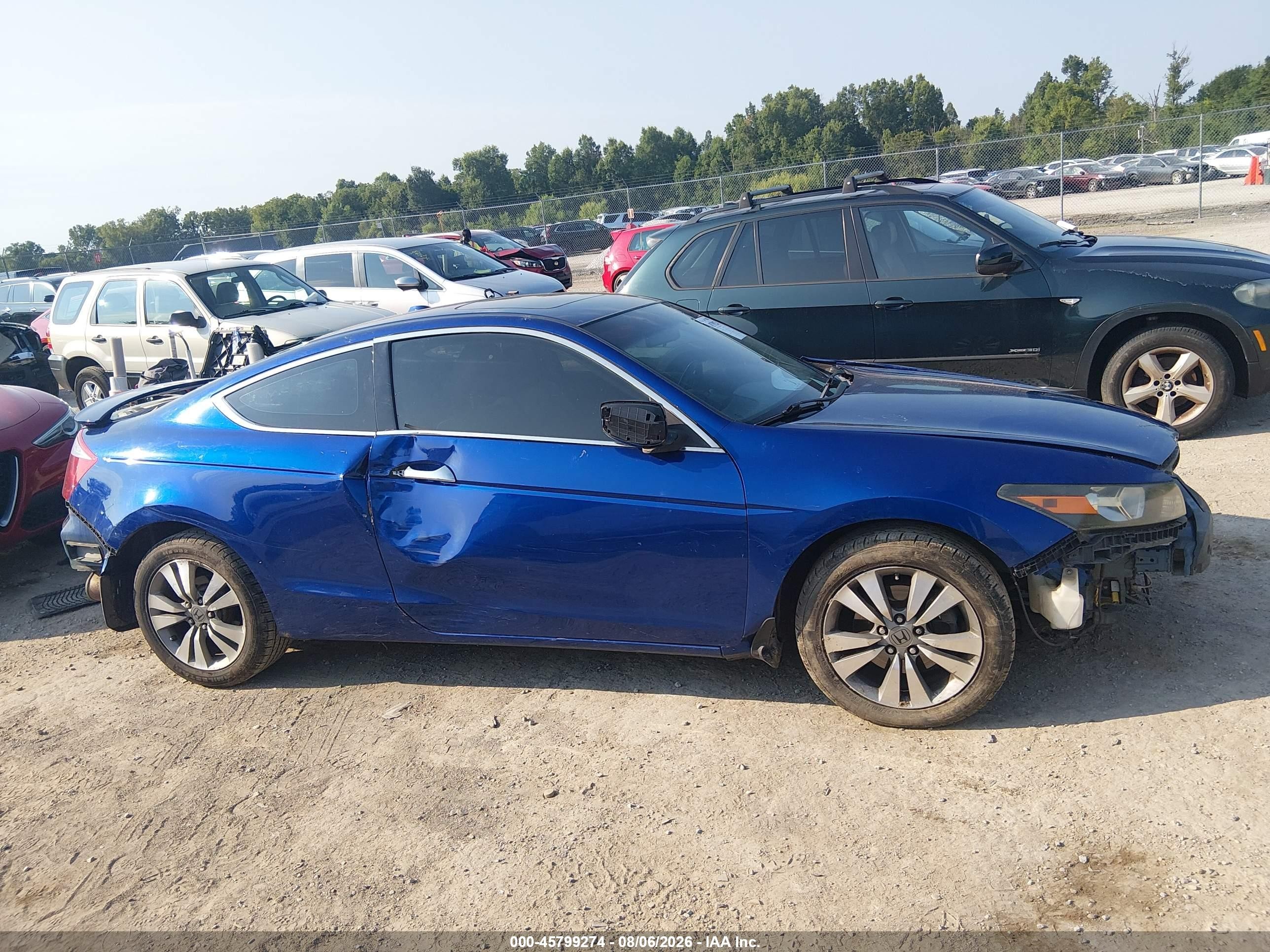 2009 Honda Accord 2.4 Ex-l Синий vin: 1HGCS12859A011360