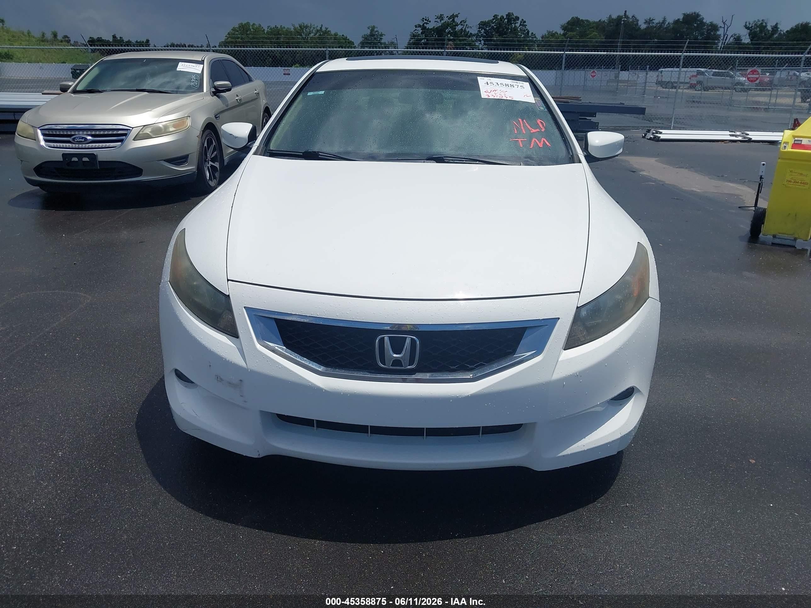 2008 Honda Accord 2.4 Ex-l White vin: 1HGCS12878A000410