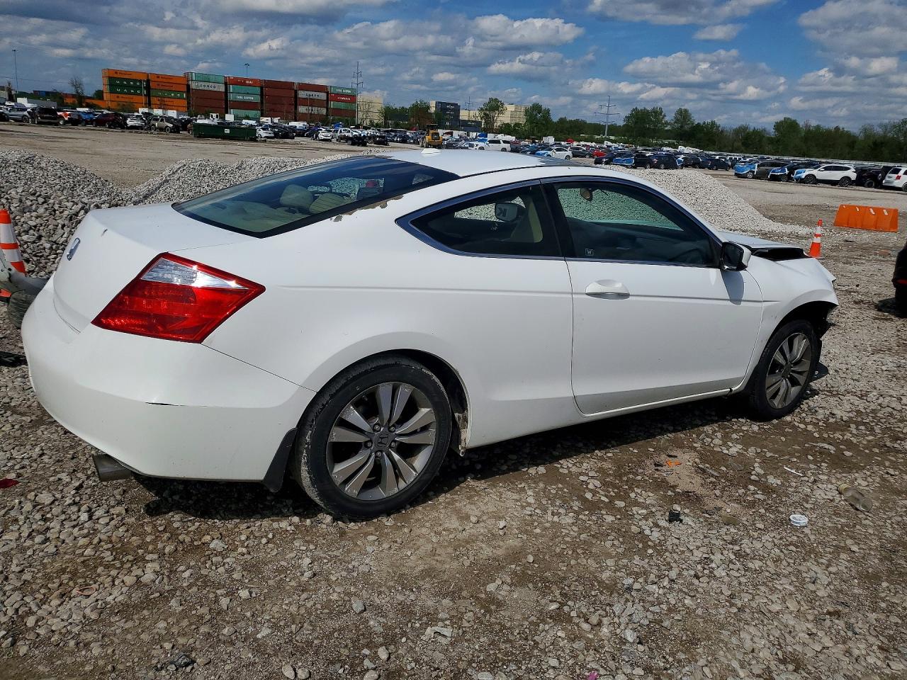 2009 Honda Accord Exl White vin: 1HGCS12879A017533