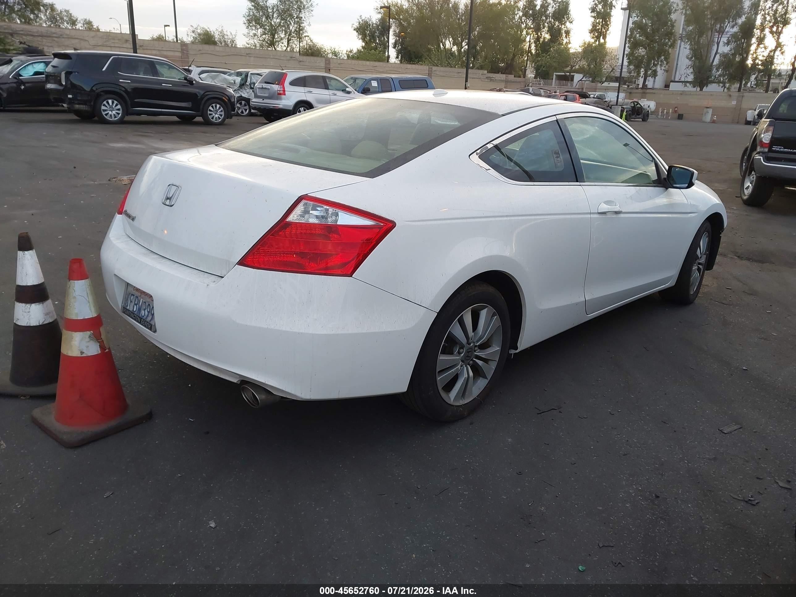 2009 Honda Accord 2.4 Ex-l White vin: 1HGCS12879A023266
