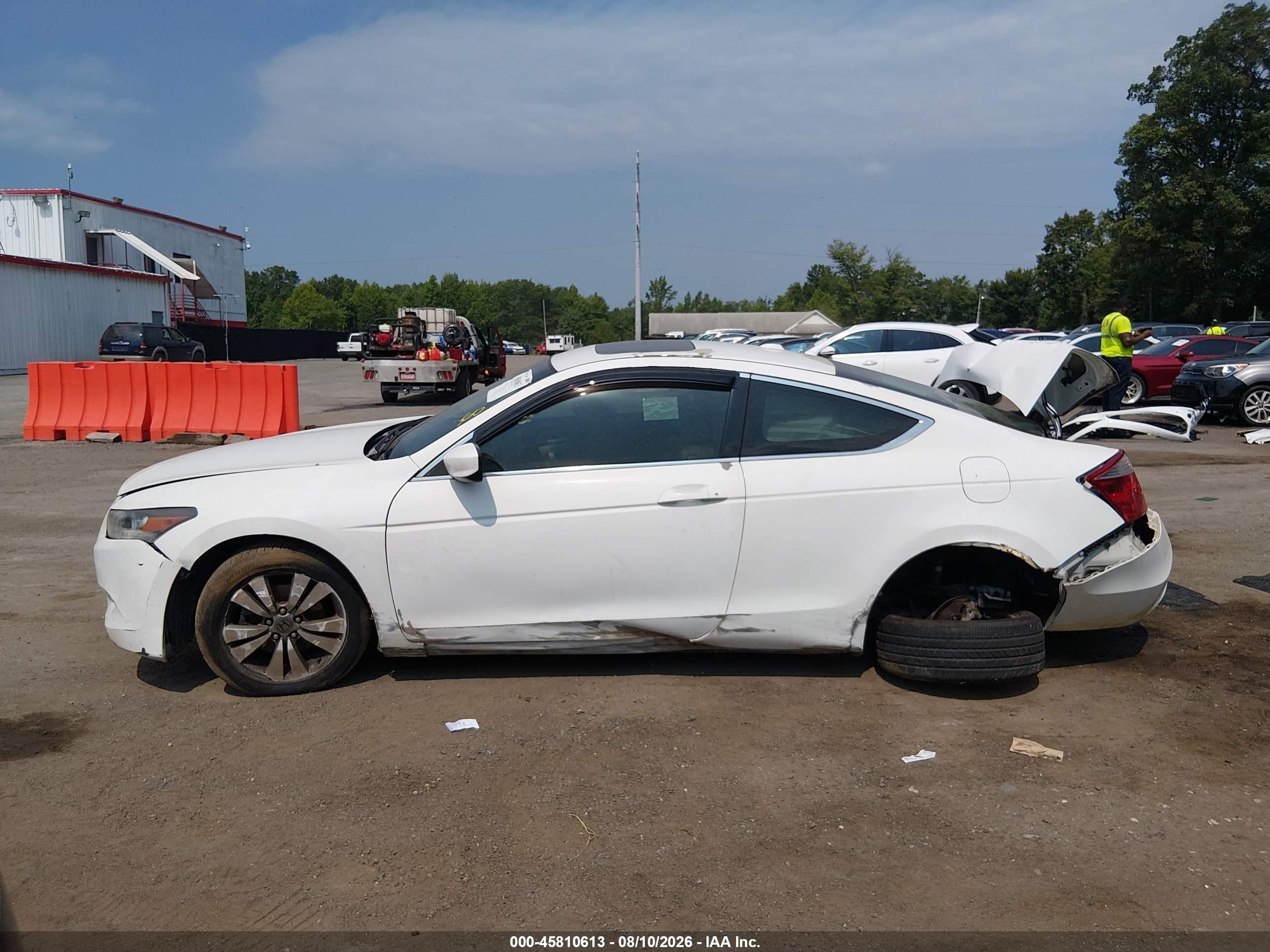 2009 Honda Accord 2.4 Ex-l White vin: 1HGCS12889A009649