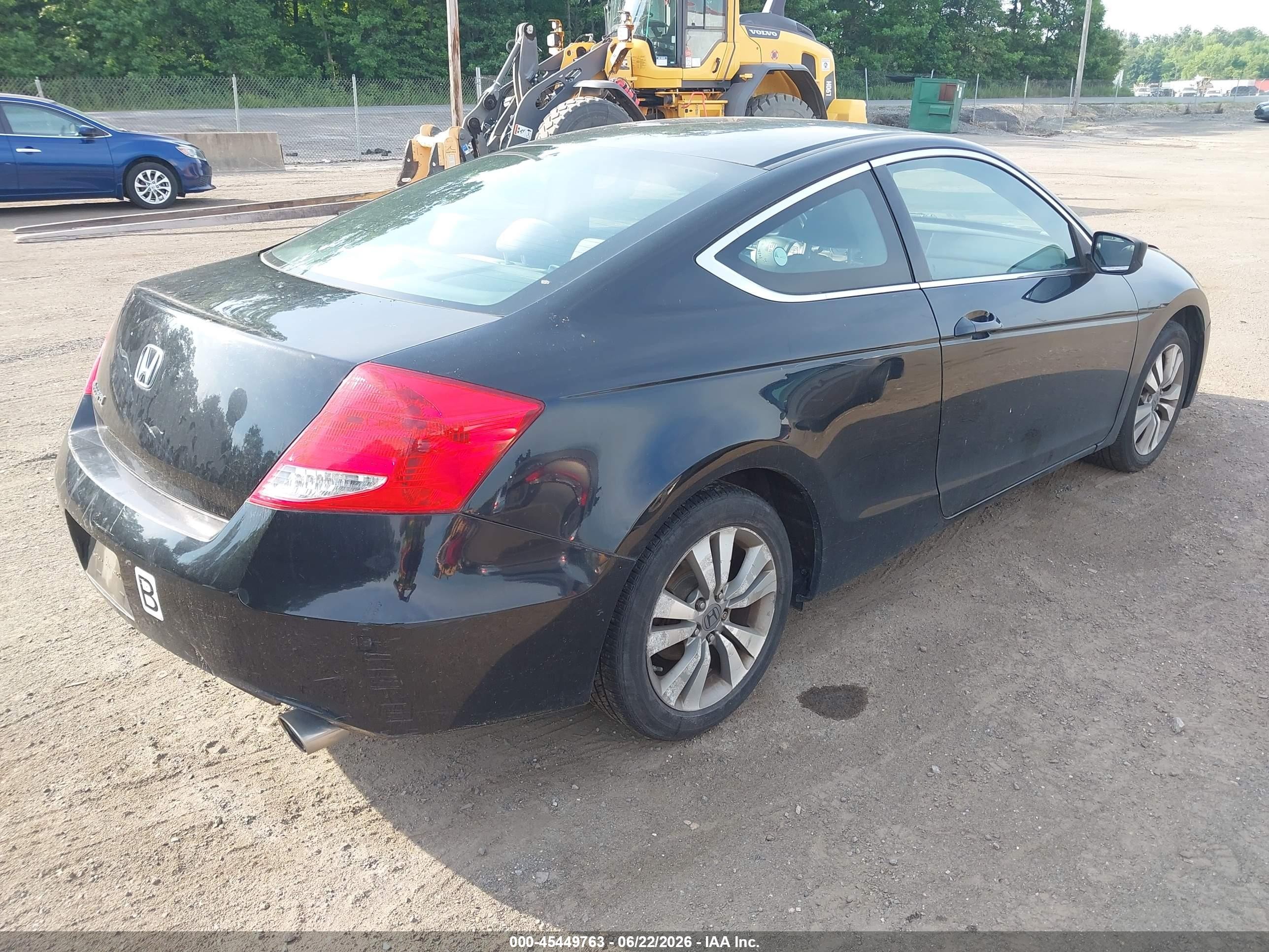 2011 Honda Accord 2.4 Lx-s Черный vin: 1HGCS1A36BA010794