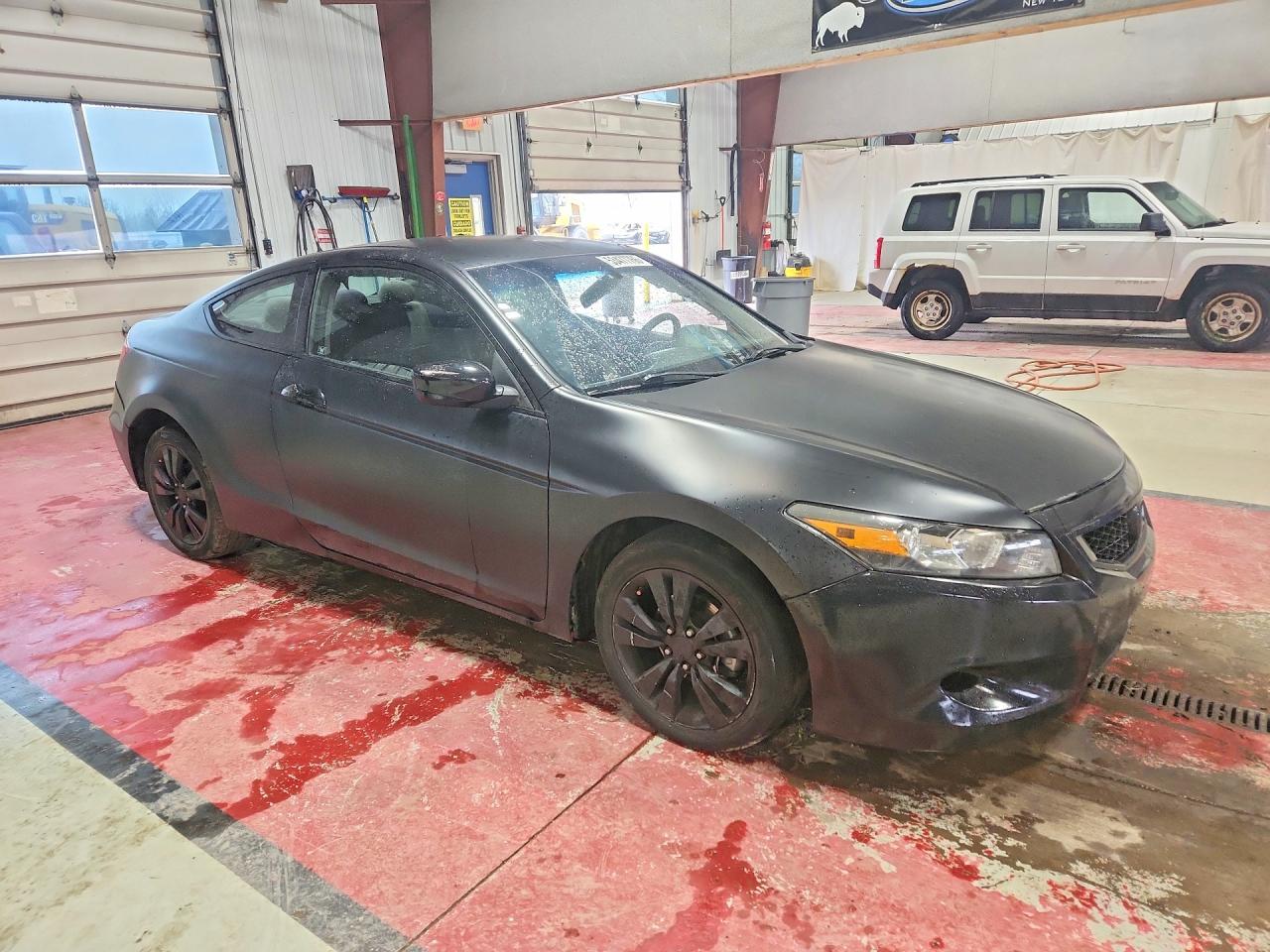2010 Honda Accord Lx Gray vin: 1HGCS1B32AA012913