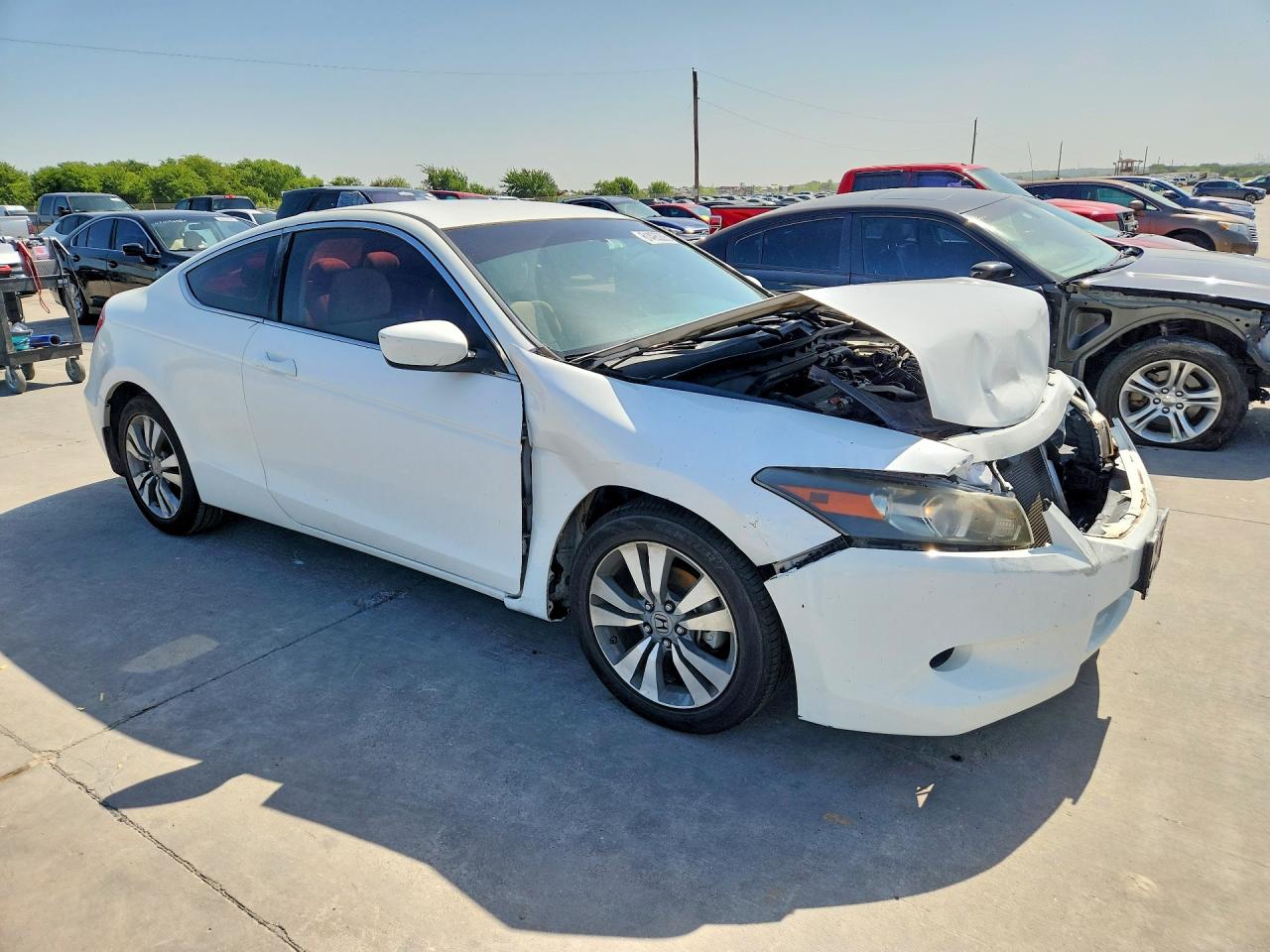 2010 Honda Accord Lx White vin: 1HGCS1B33AA021572