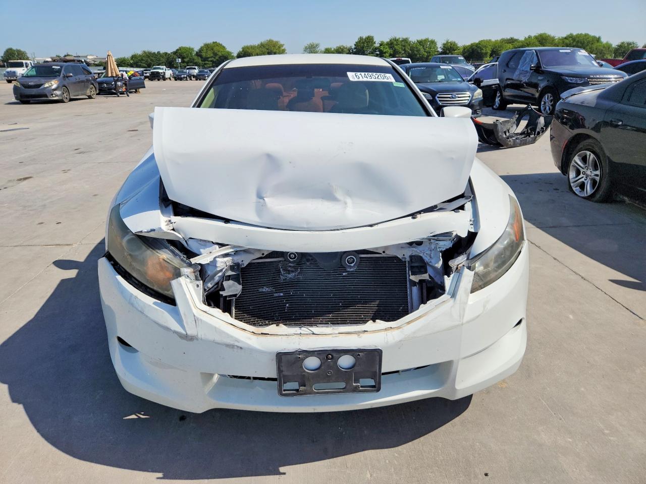 2010 Honda Accord Lx White vin: 1HGCS1B33AA021572