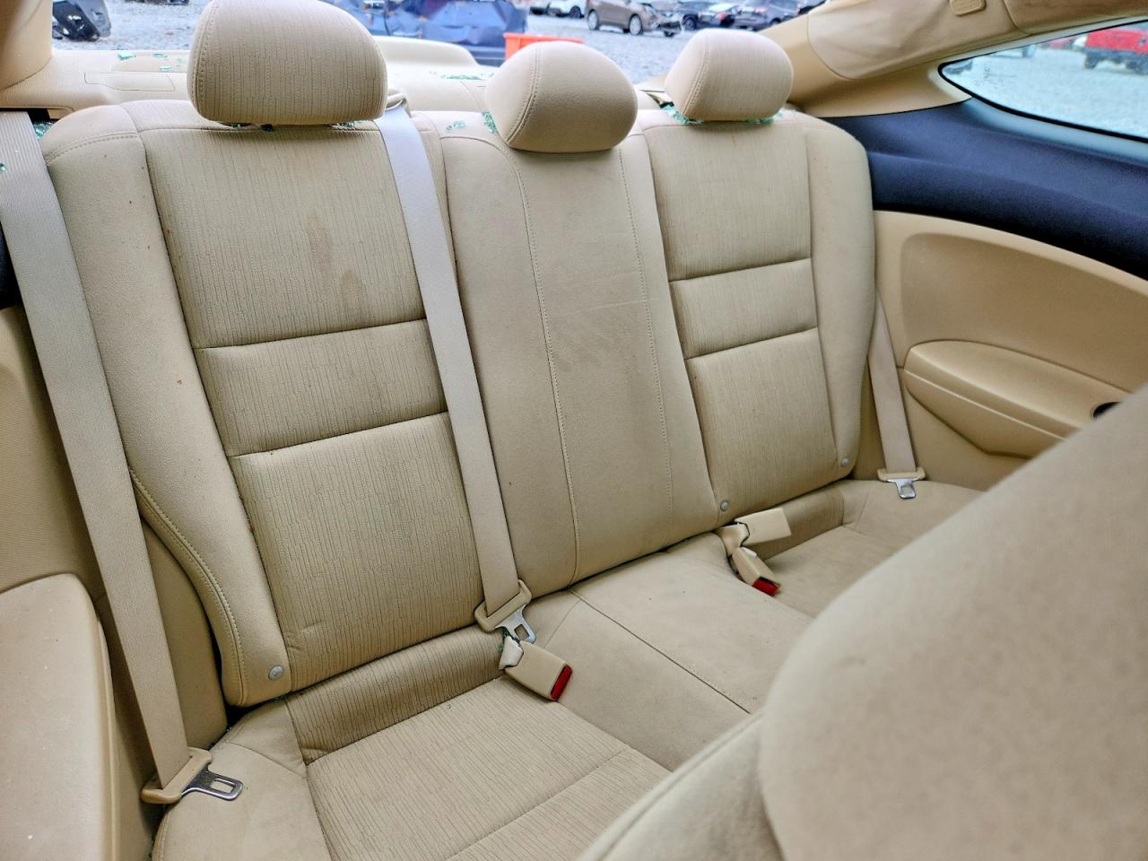 2011 Honda Accord Lx-s White vin: 1HGCS1B34BA006421
