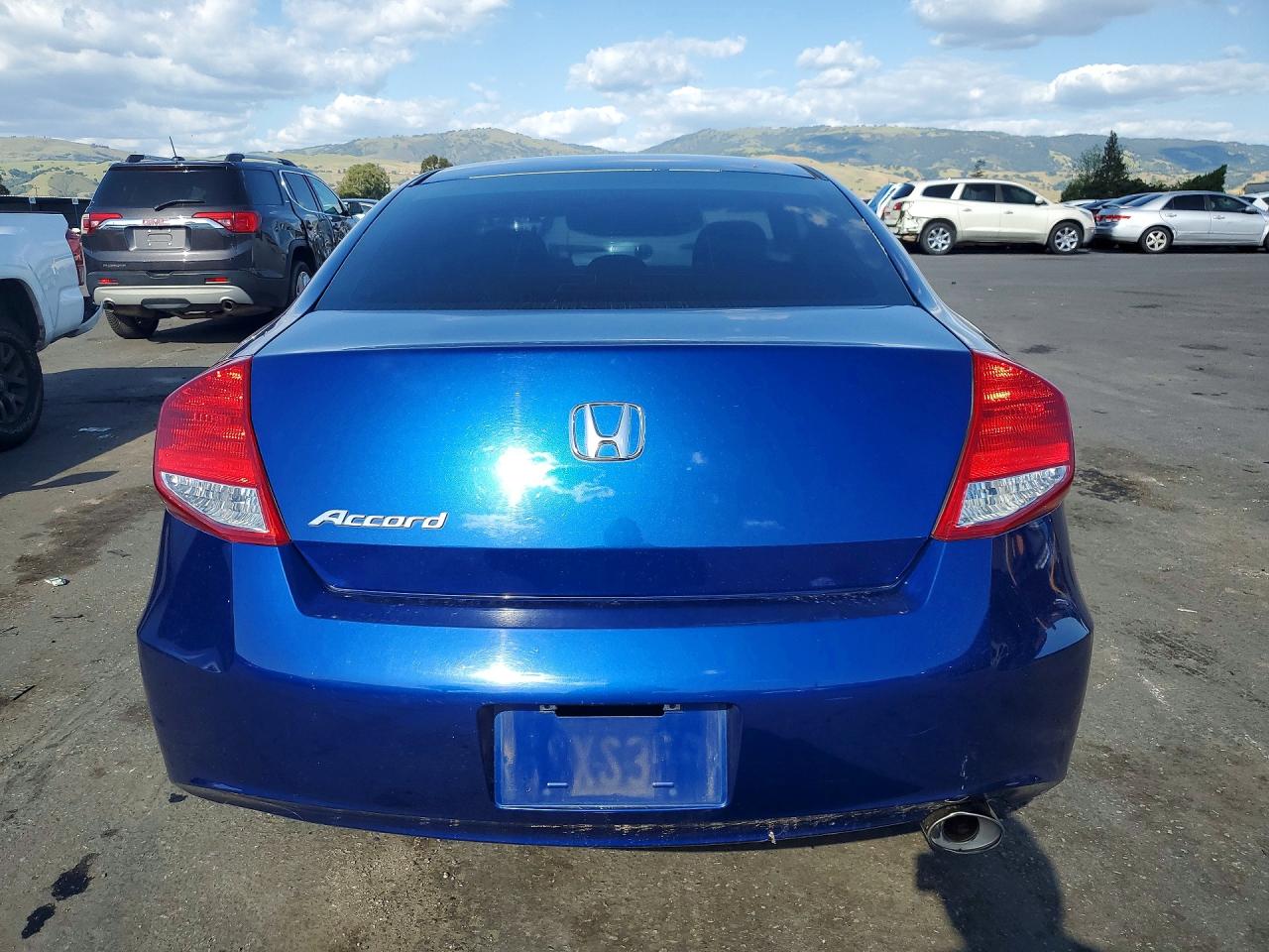 2011 Honda Accord Lx-s Blue vin: 1HGCS1B34BA015104