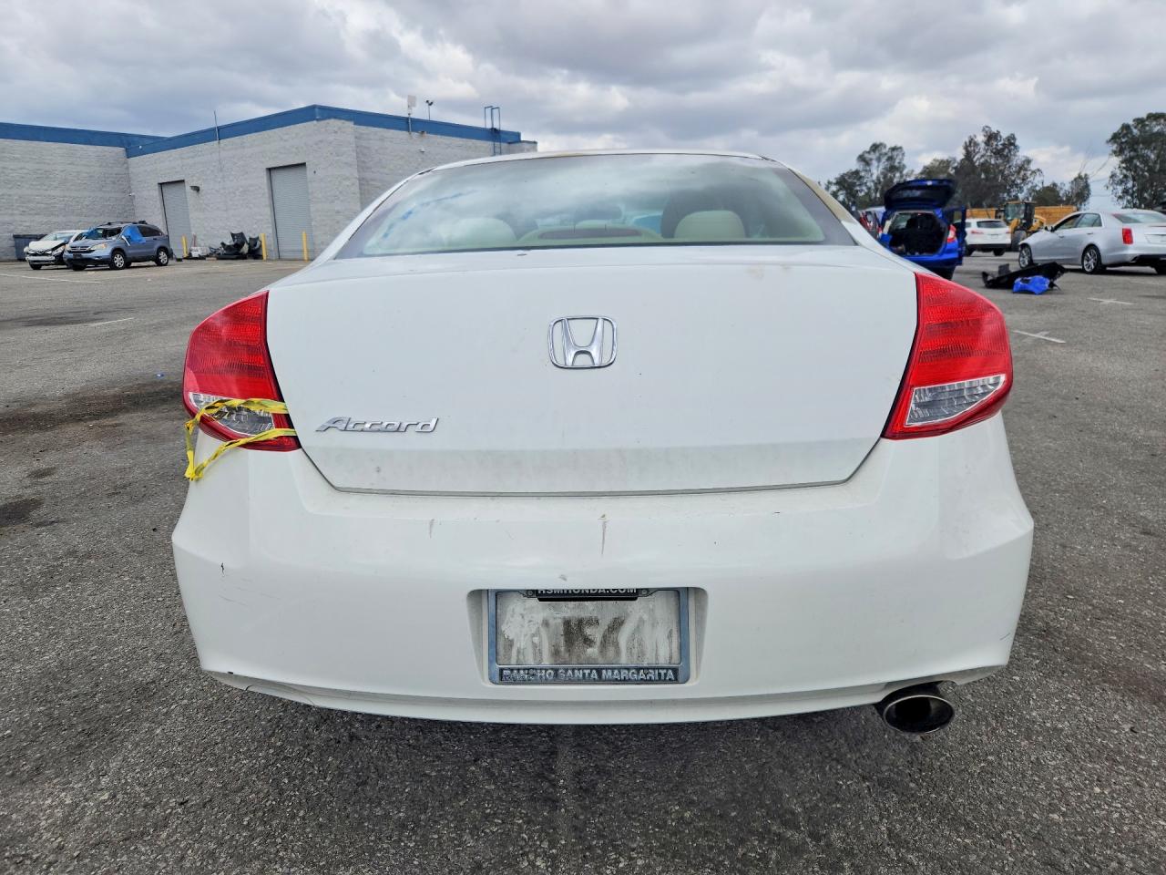 2011 Honda Accord Lx-s White vin: 1HGCS1B34BA016253