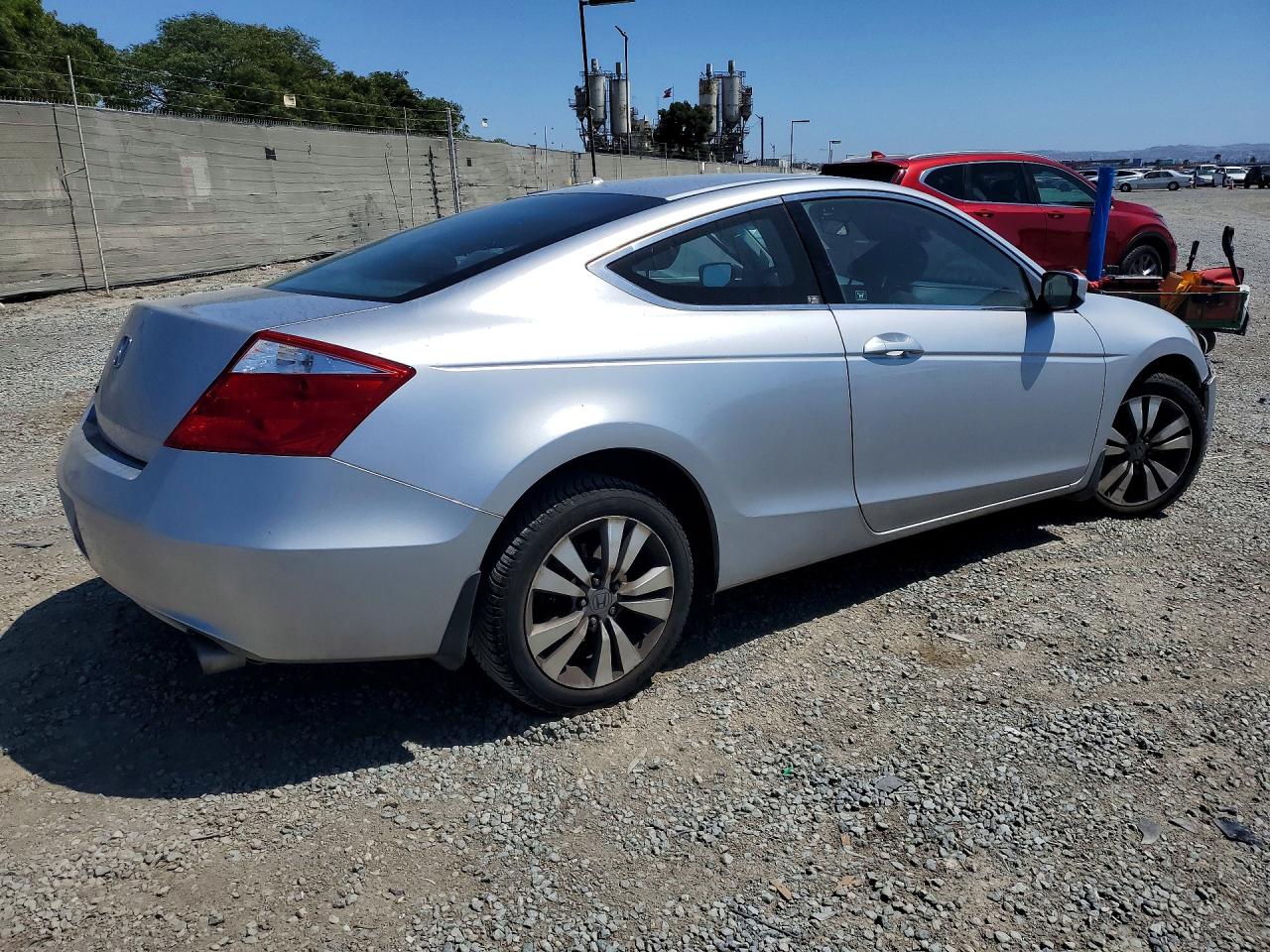 2010 Honda Accord Lx Silver vin: 1HGCS1B36AA006371