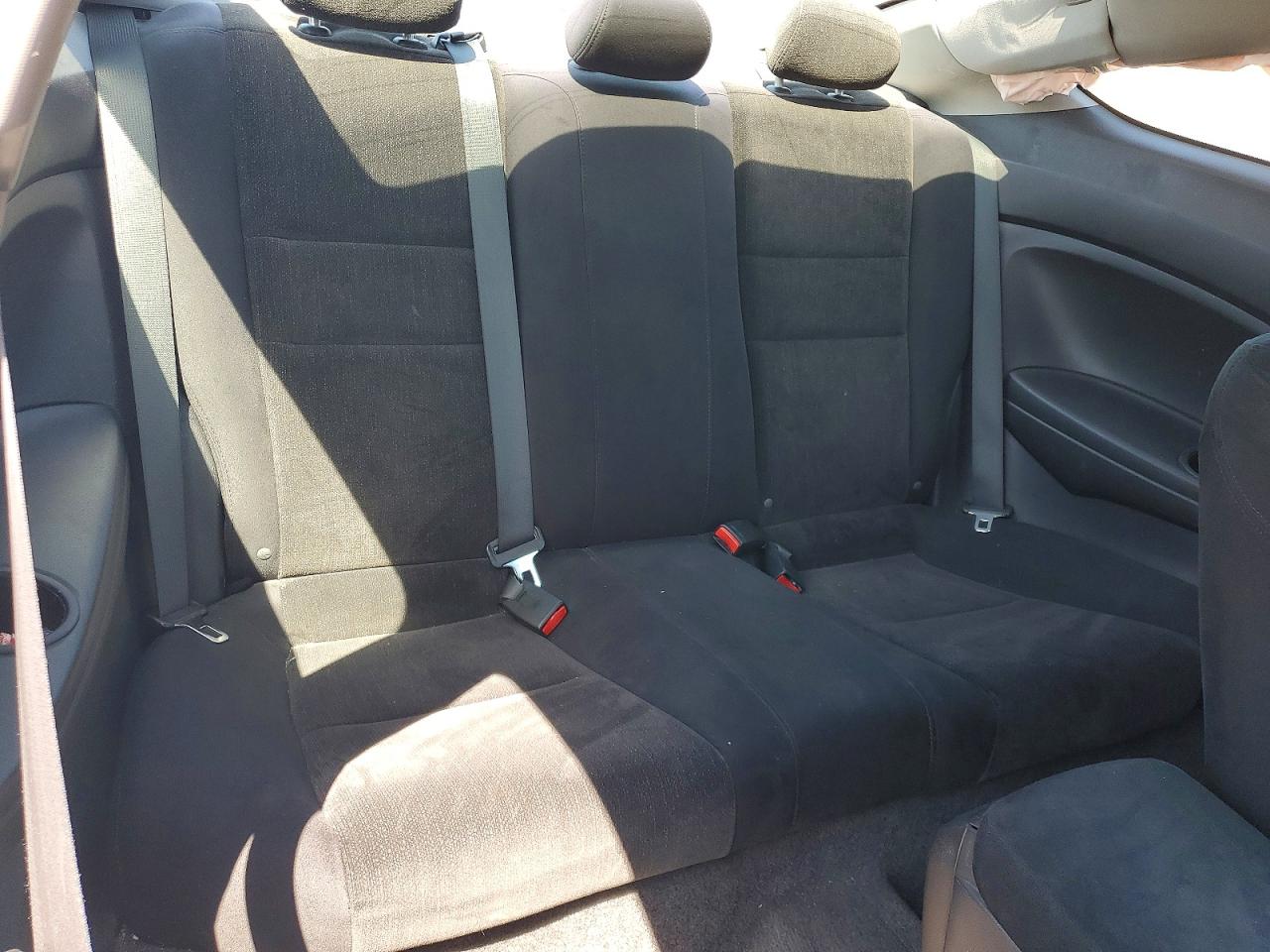2010 Honda Accord Lx Silver vin: 1HGCS1B36AA006371