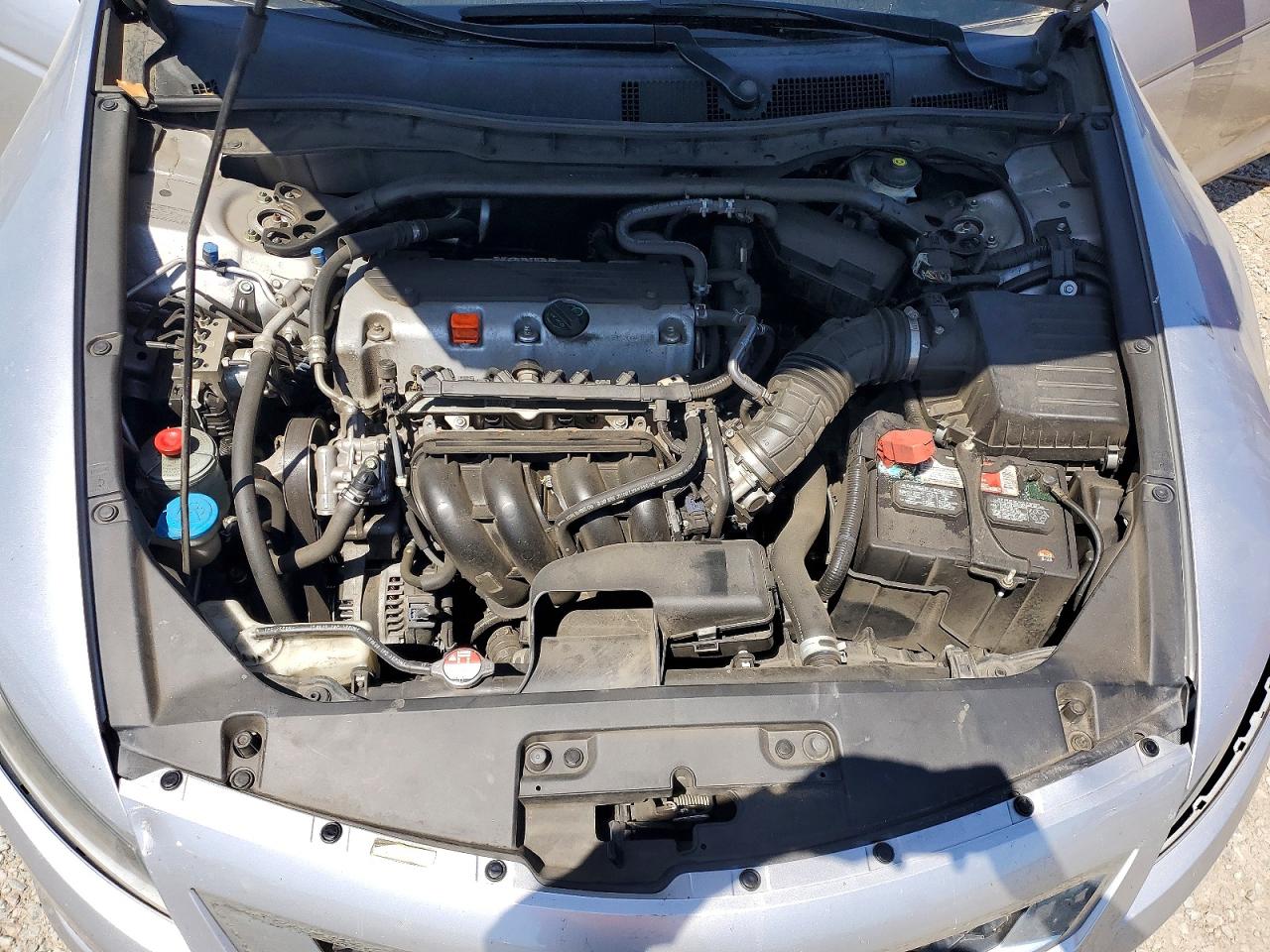 2010 Honda Accord Lx Silver vin: 1HGCS1B36AA006371