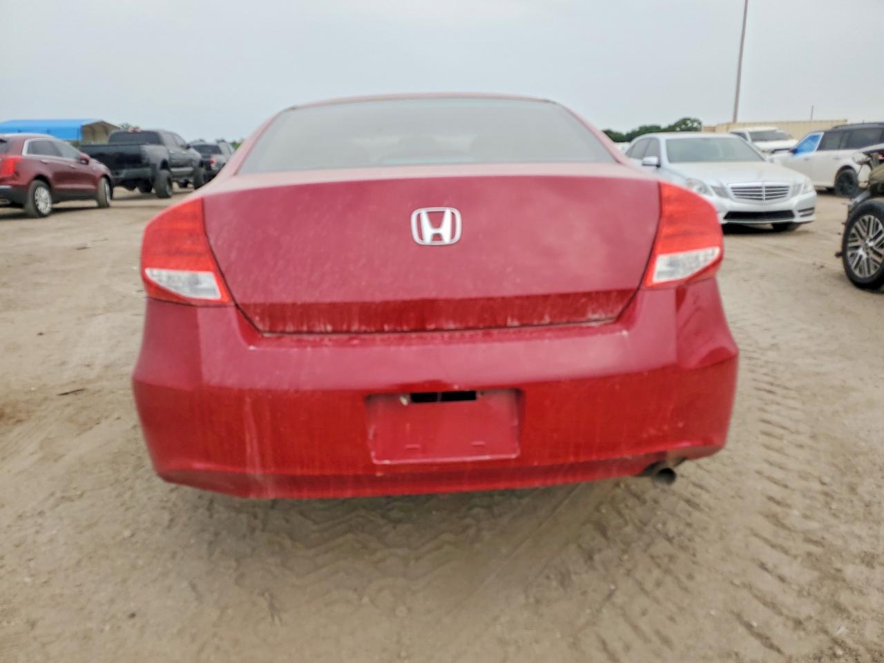 2011 Honda Accord Lx-s Red vin: 1HGCS1B36BA011488
